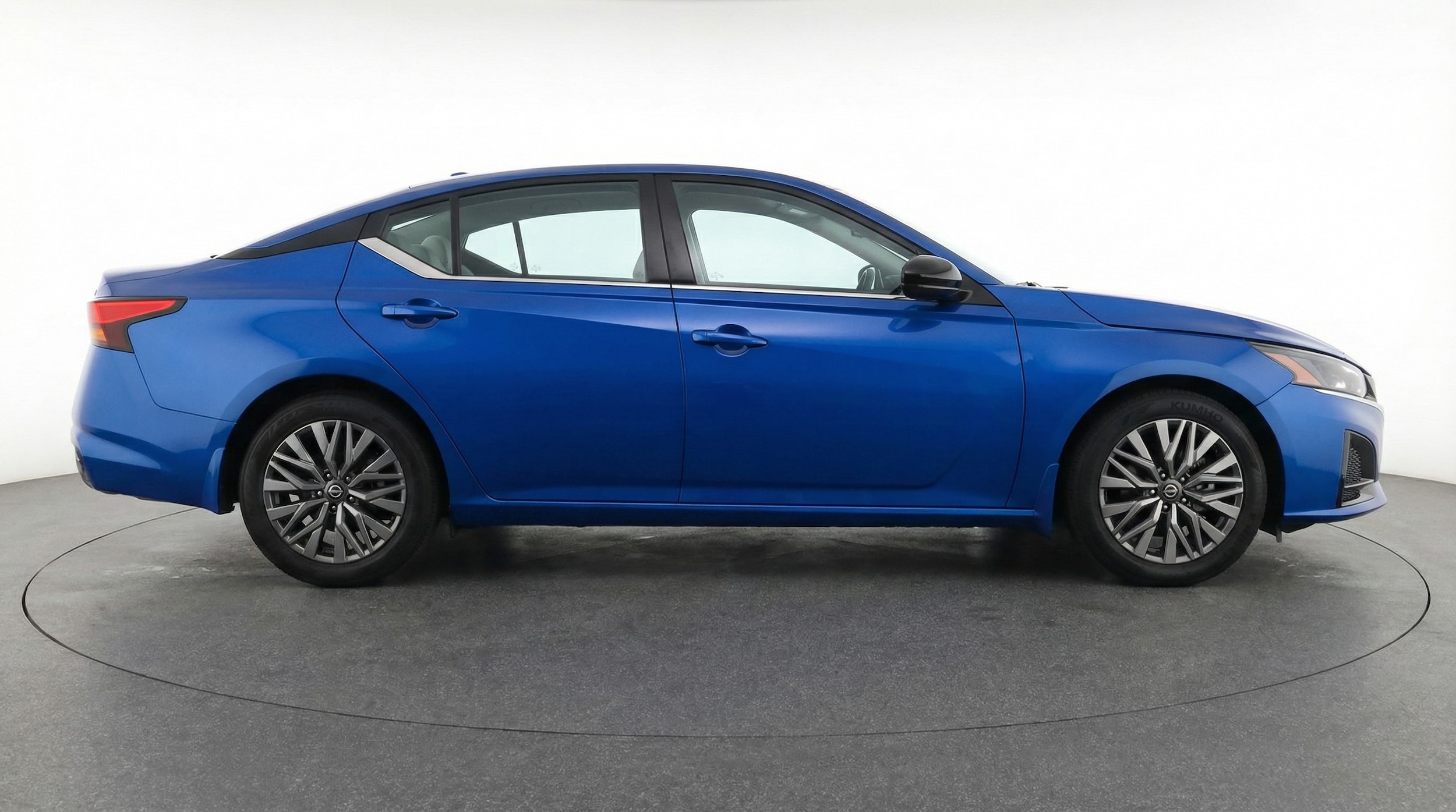 Thumbnail: 2025 Nissan Altima - 8