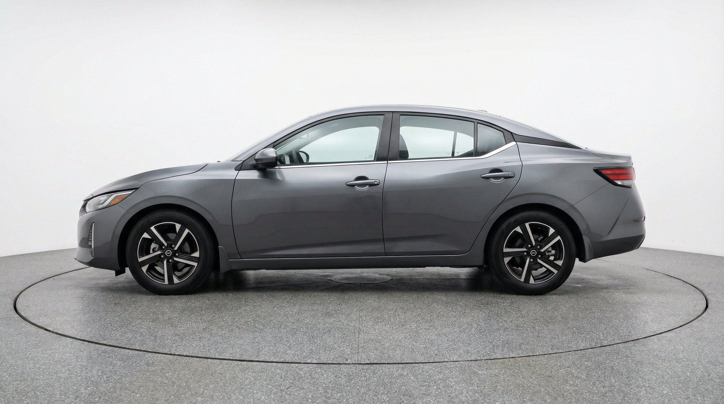 Thumbnail: 2025 Nissan Sentra - 5