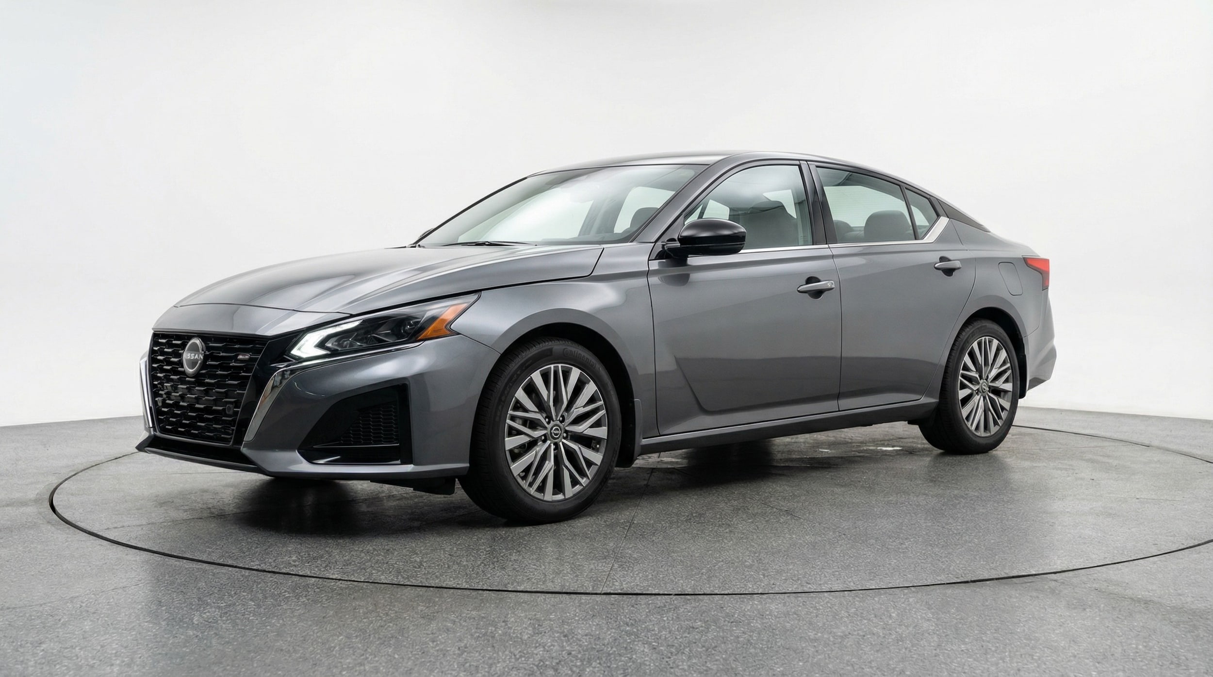 Thumbnail: 2025 Nissan Altima - 3