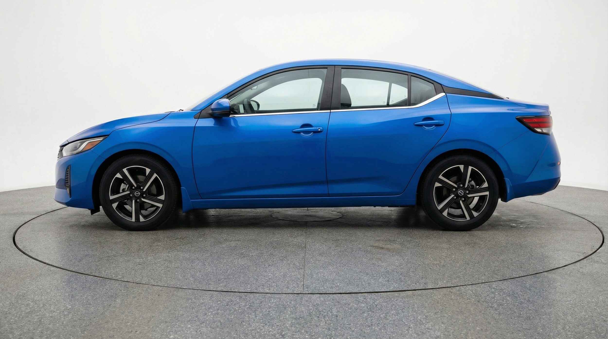 Thumbnail: 2025 Nissan Sentra - 5