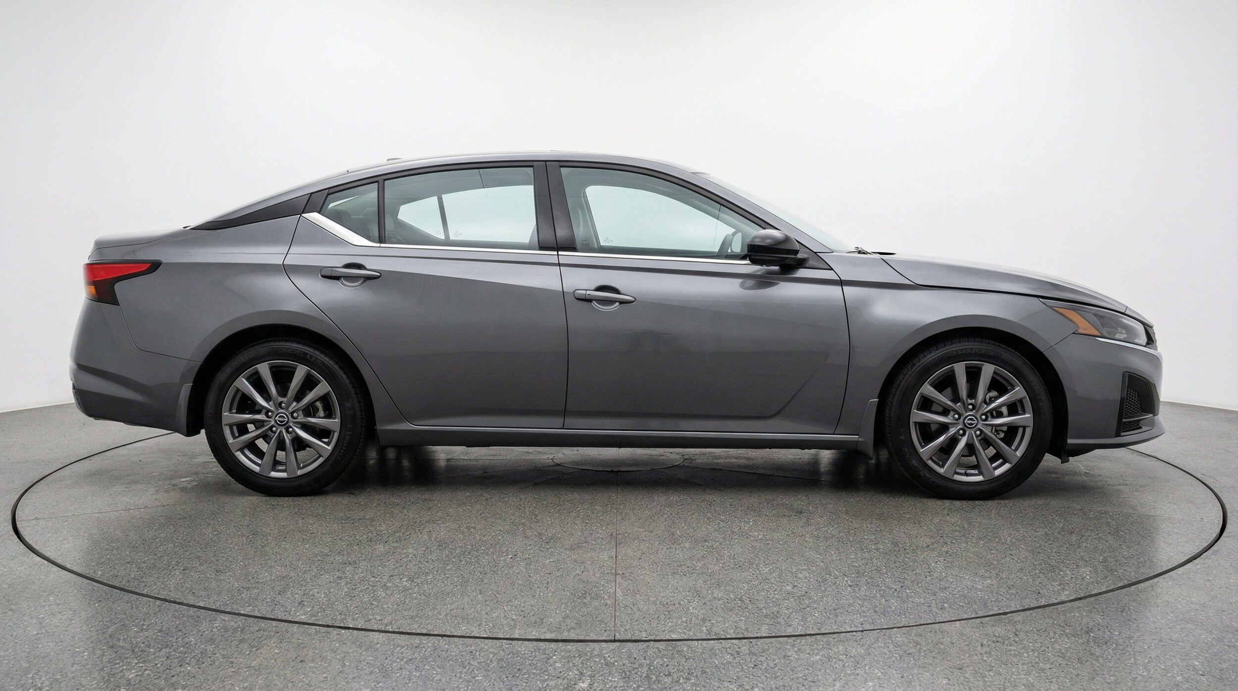 Thumbnail: 2025 Nissan Altima - 10