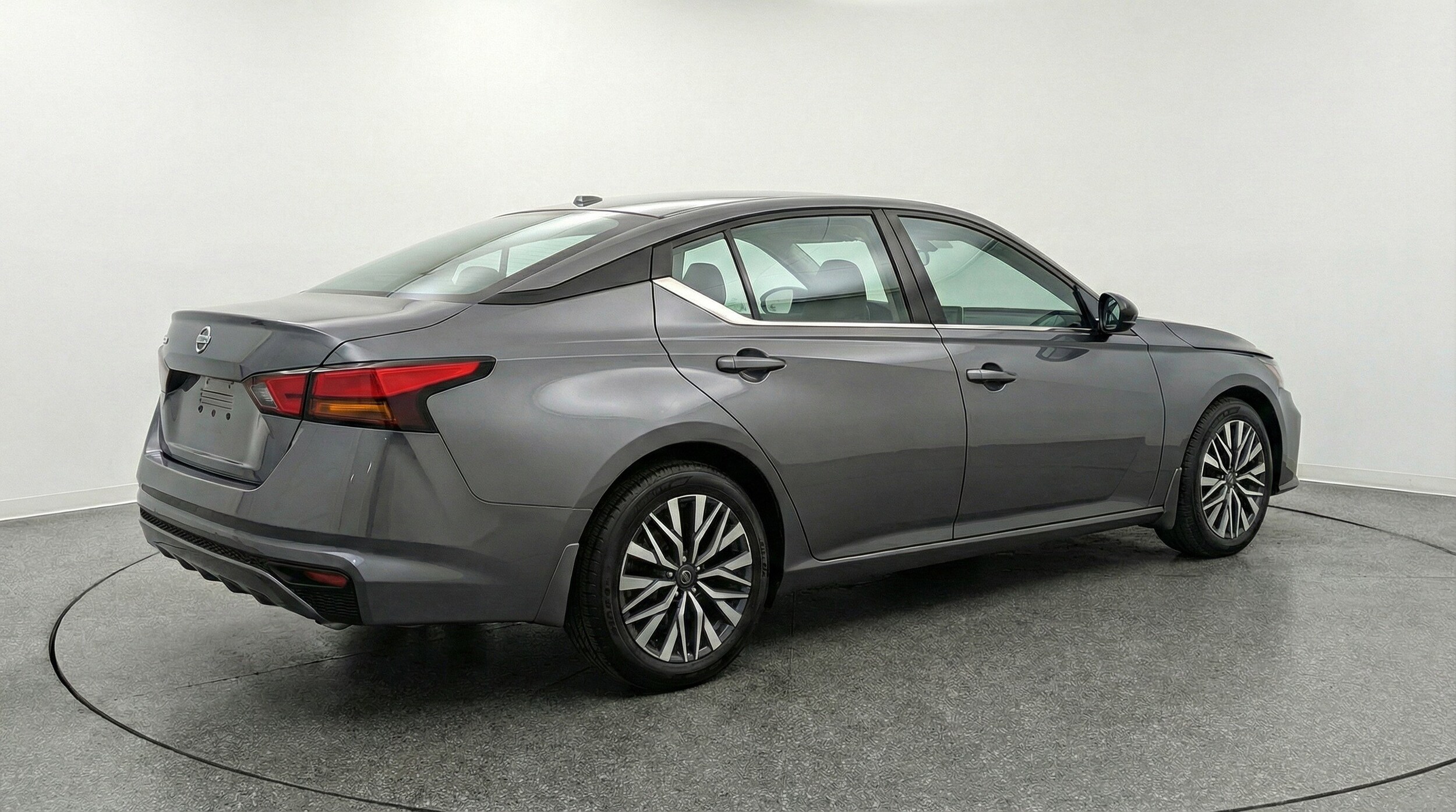 Thumbnail: 2025 Nissan Altima - 9
