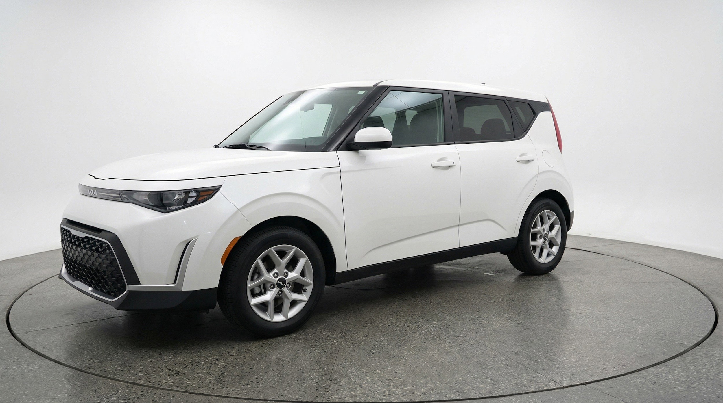 Thumbnail: 2025 Kia Soul - 3