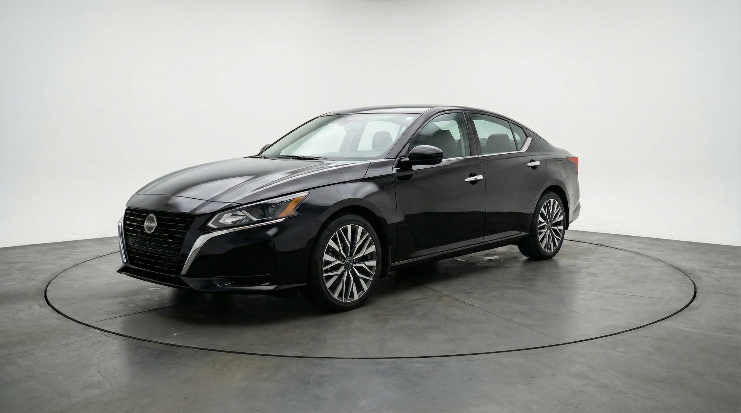 Thumbnail: 2025 Nissan Altima - 3