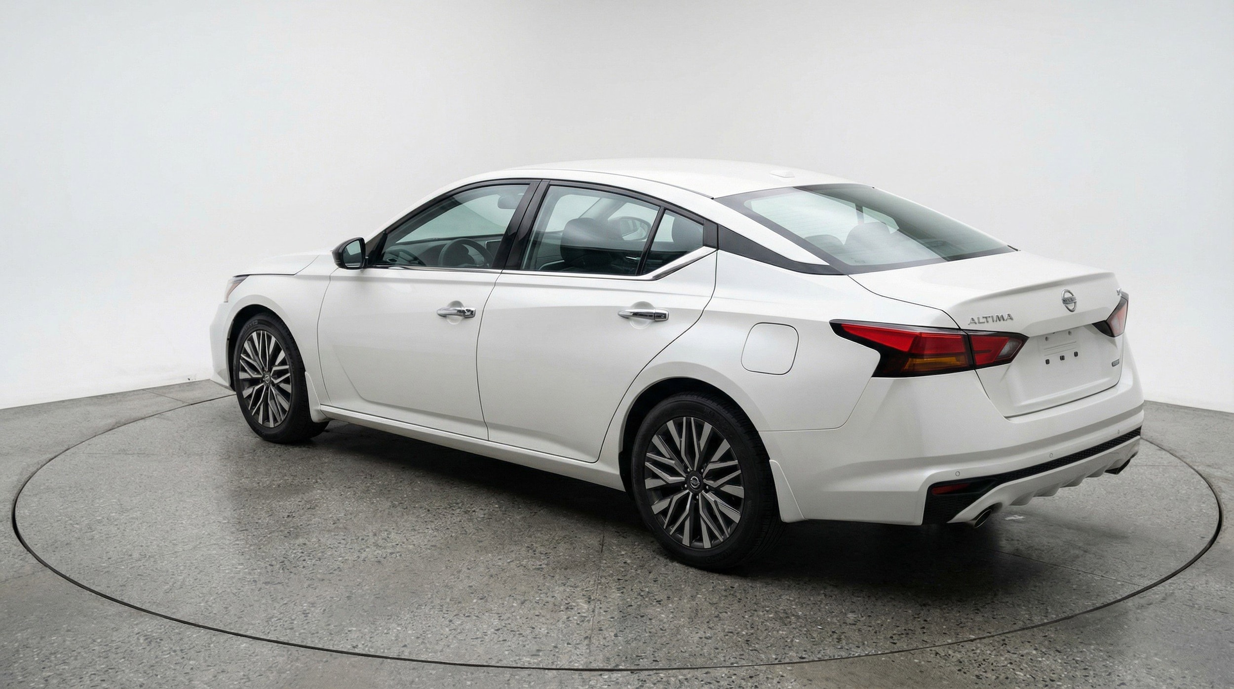 Thumbnail: 2025 Nissan Altima - 6