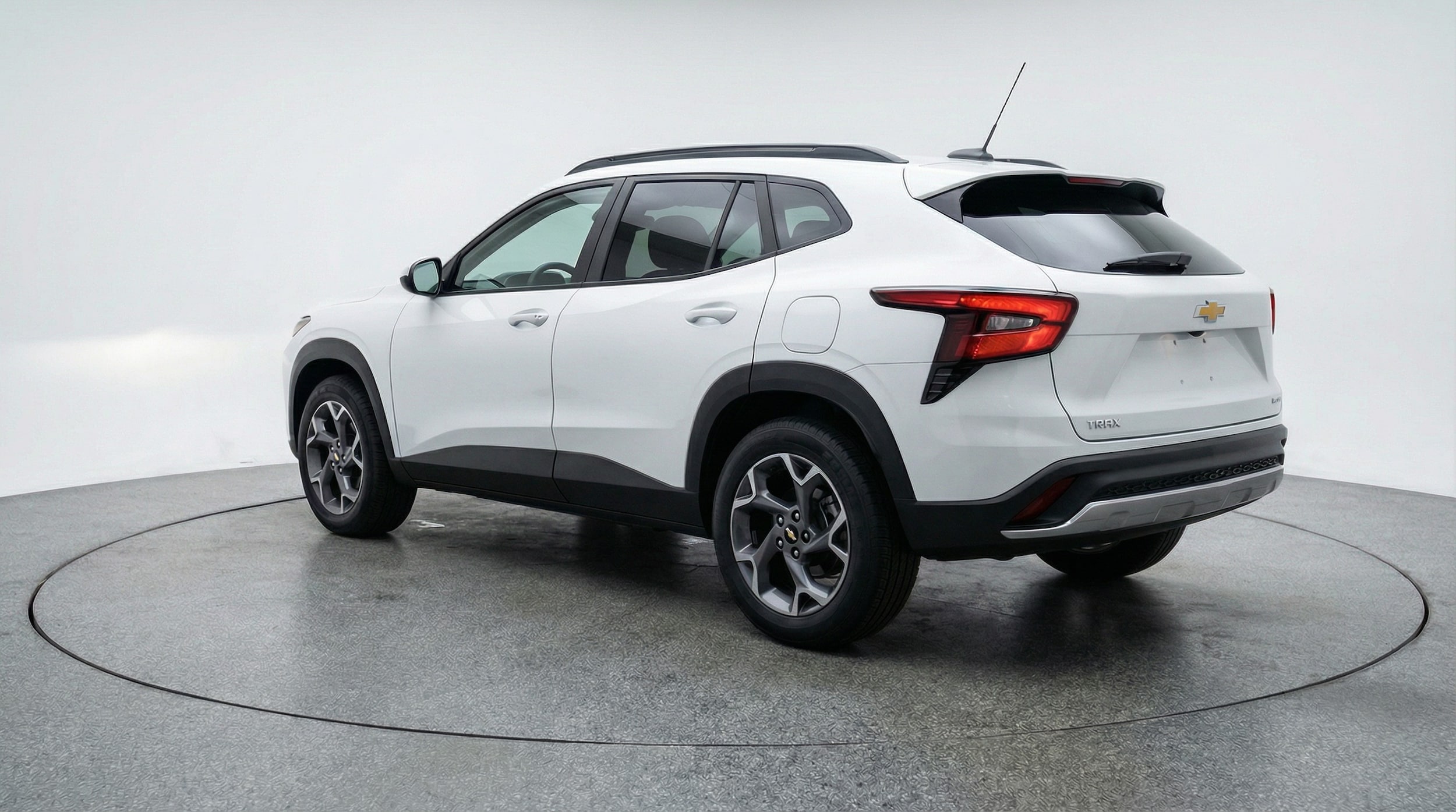 Thumbnail: 2025 Chevrolet Trax - 5