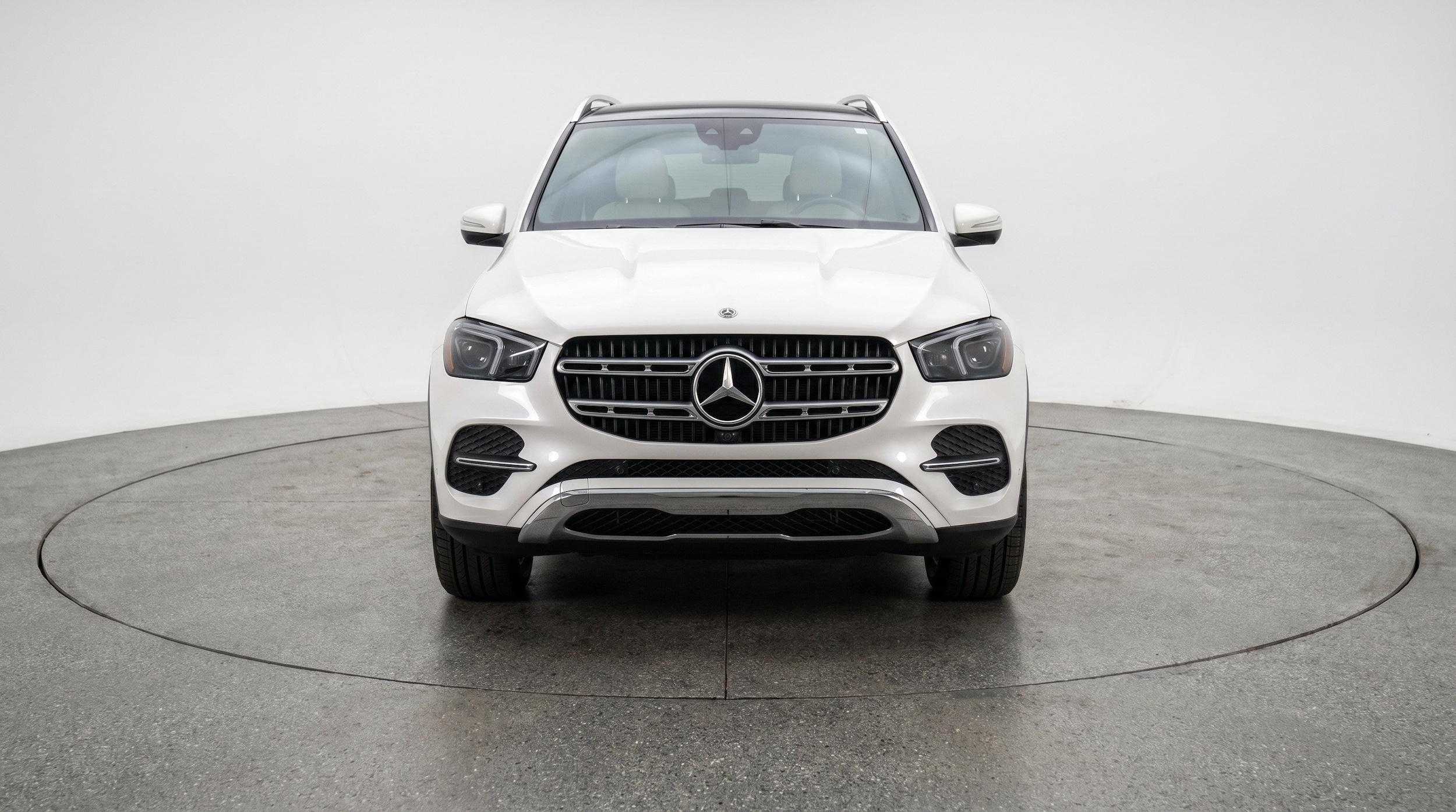 Thumbnail: 2026 Mercedes-Benz GLE - 2