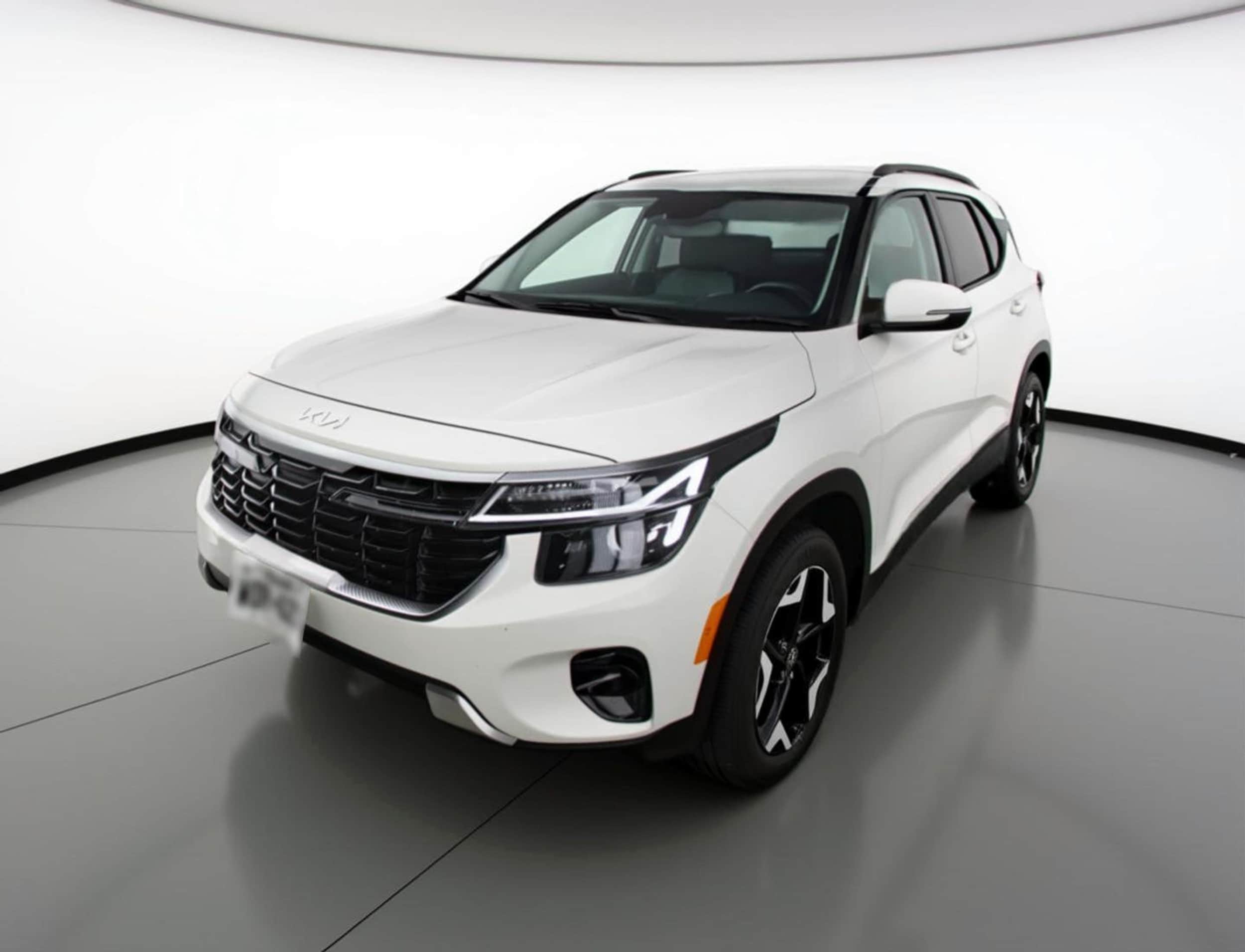 Thumbnail: 2025 Kia Seltos - 3