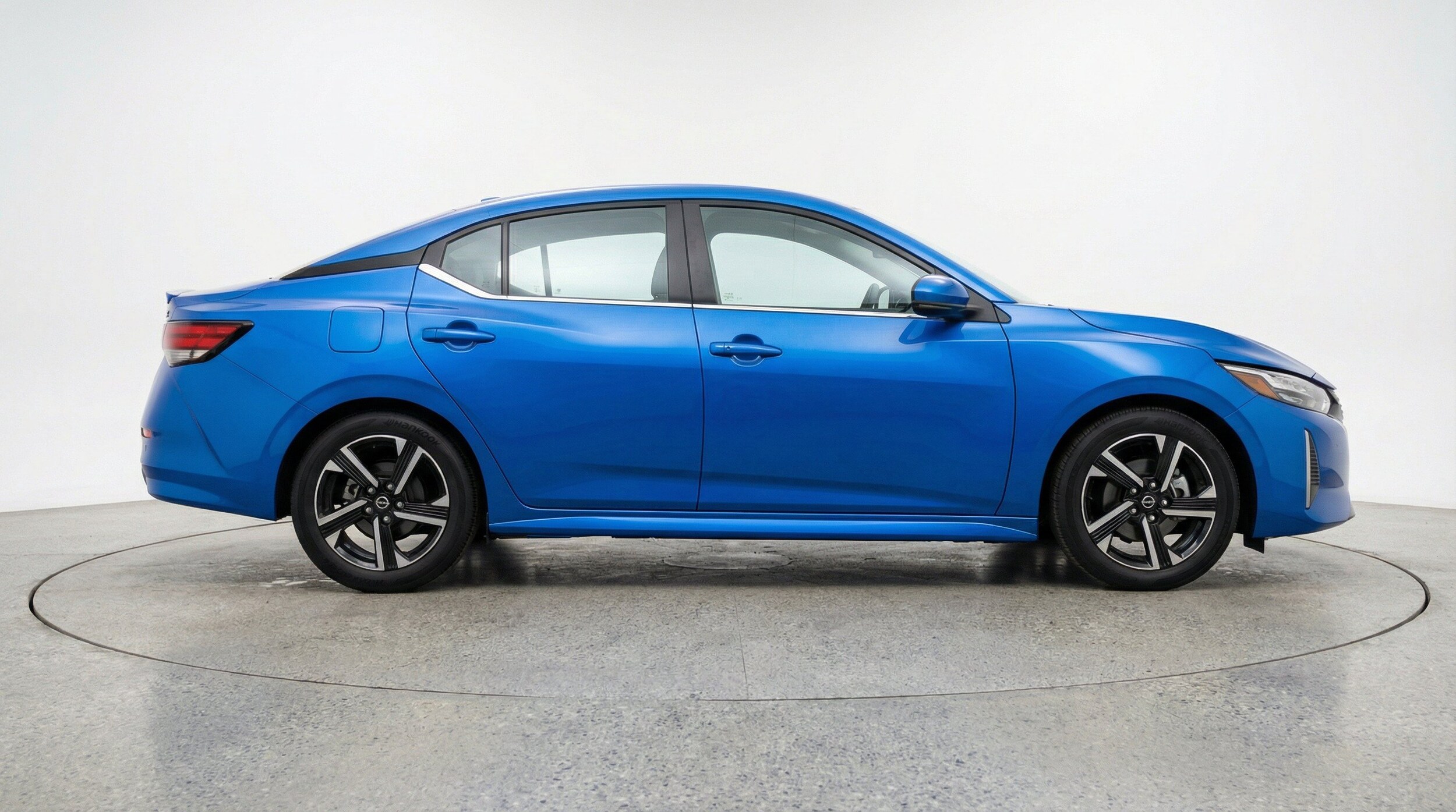 Thumbnail: 2025 Nissan Sentra - 11