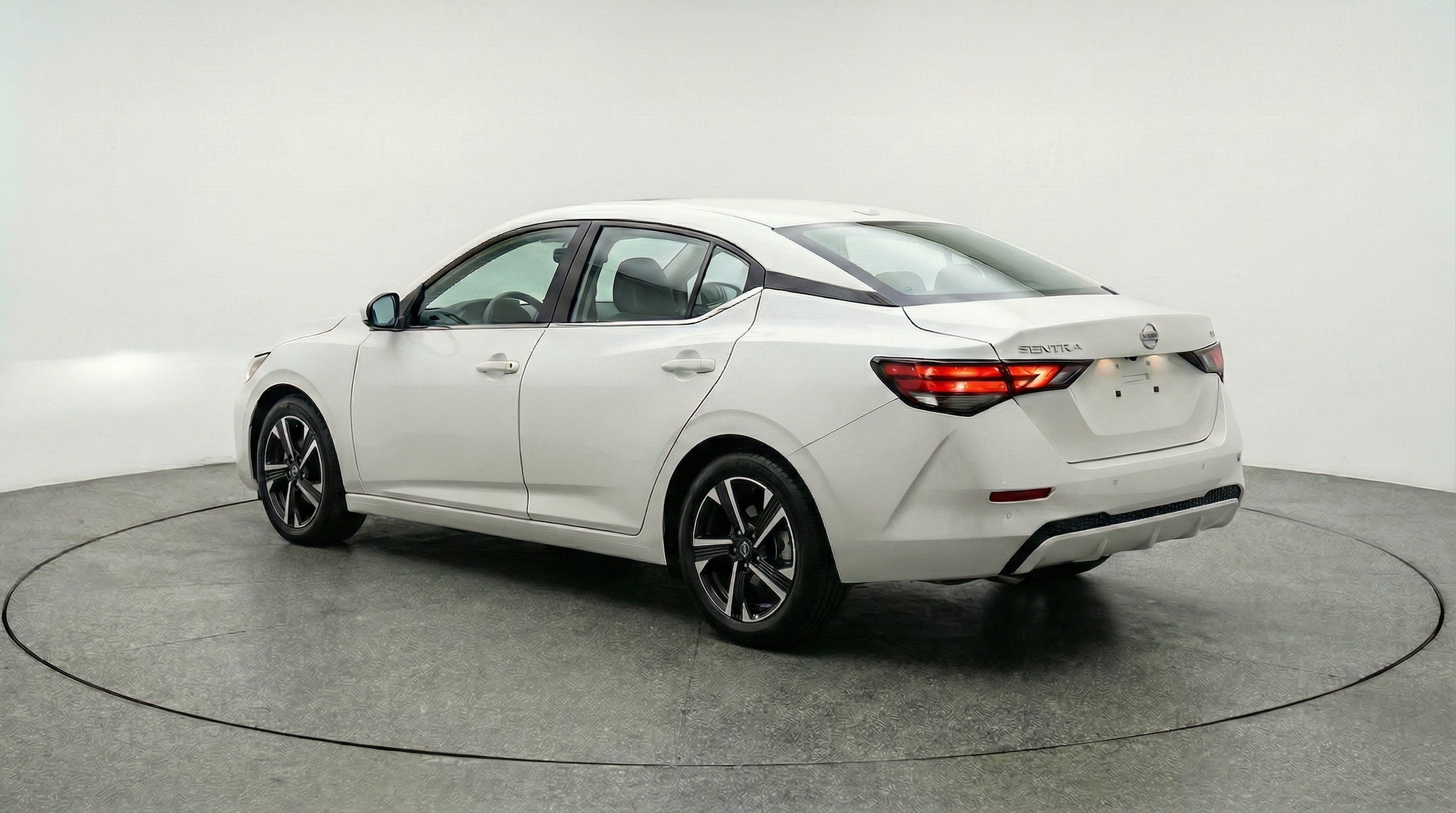 Thumbnail: 2025 Nissan Sentra - 6