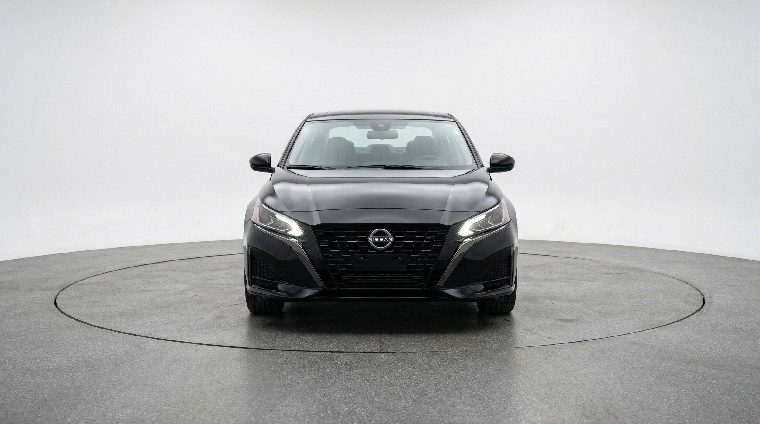 Thumbnail: 2025 Nissan Altima - 2