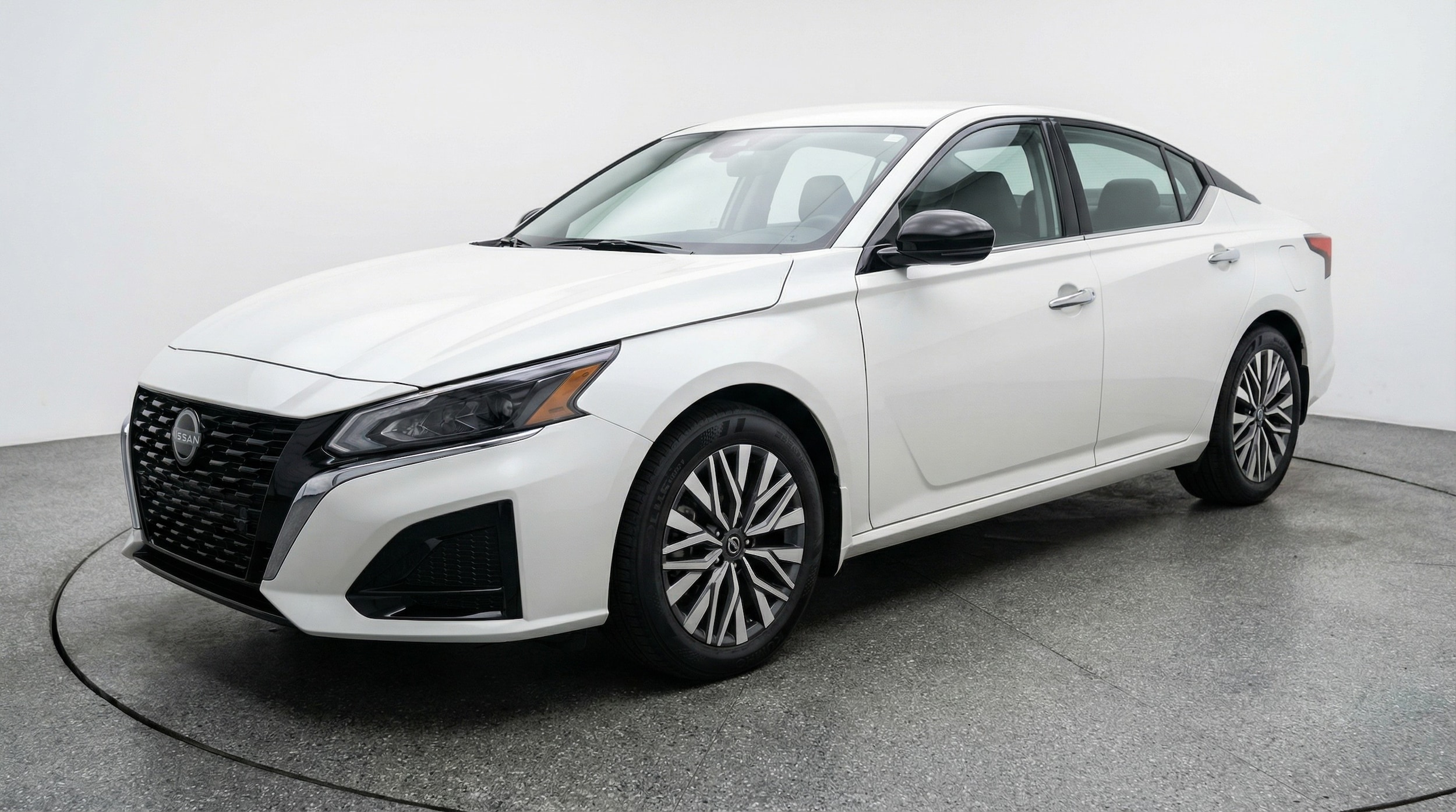 Thumbnail: 2025 Nissan Altima - 3