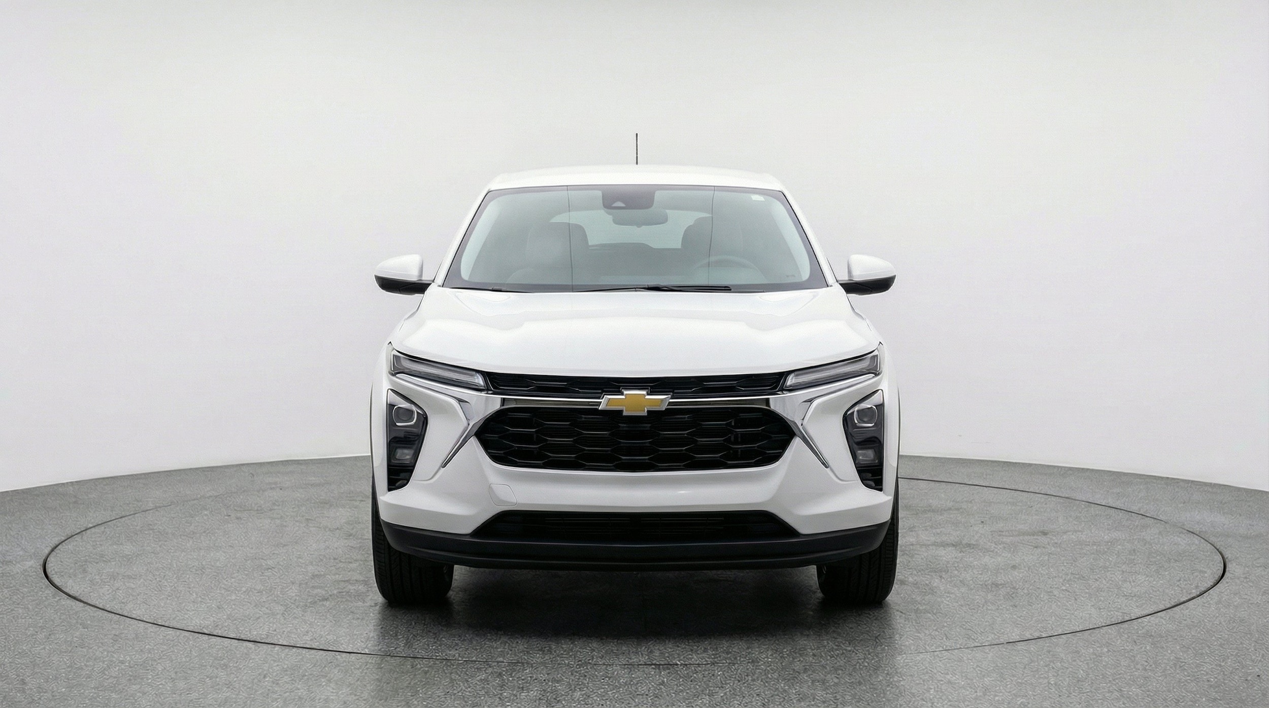 Thumbnail: 2025 Chevrolet Trax - 2