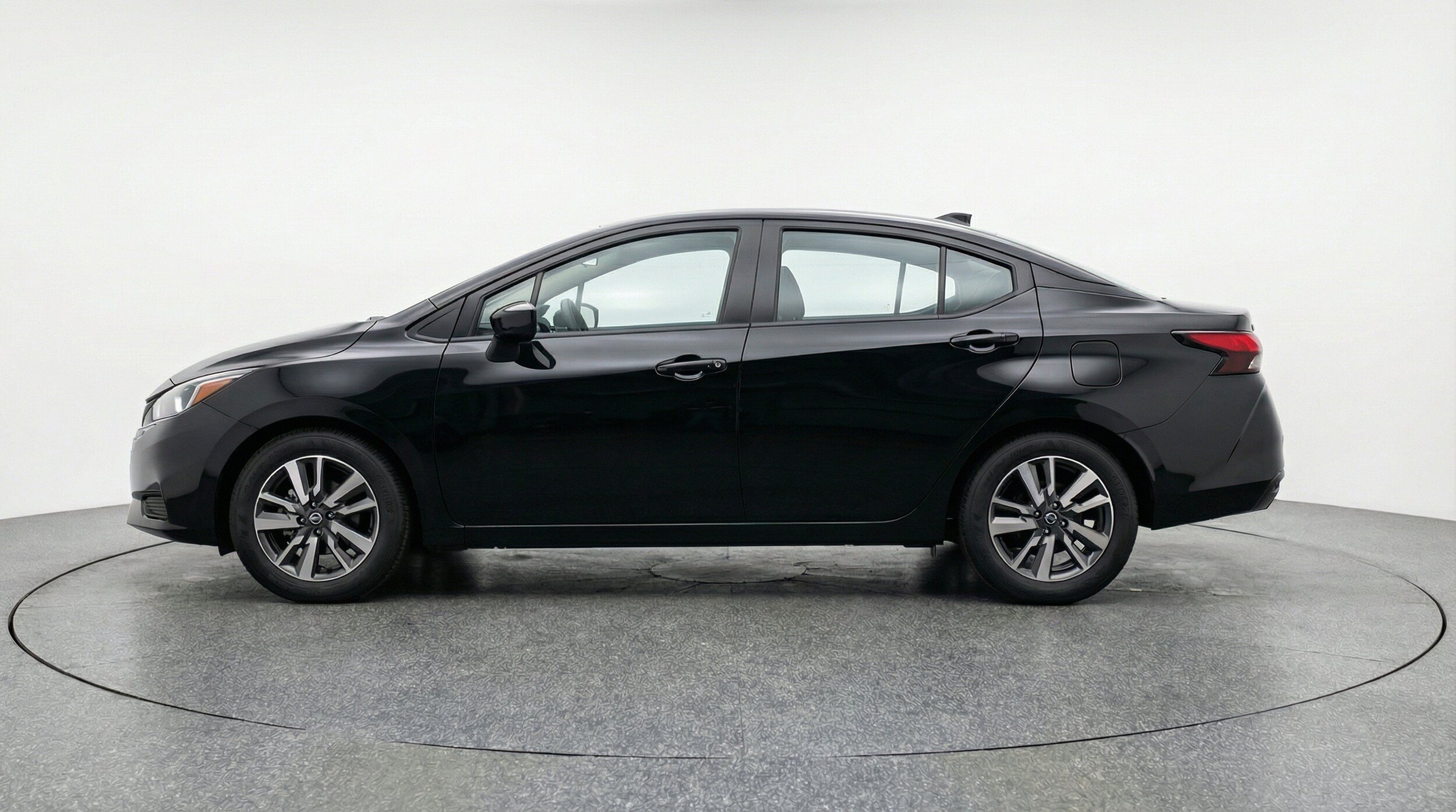 Thumbnail: 2025 Nissan Versa - 5