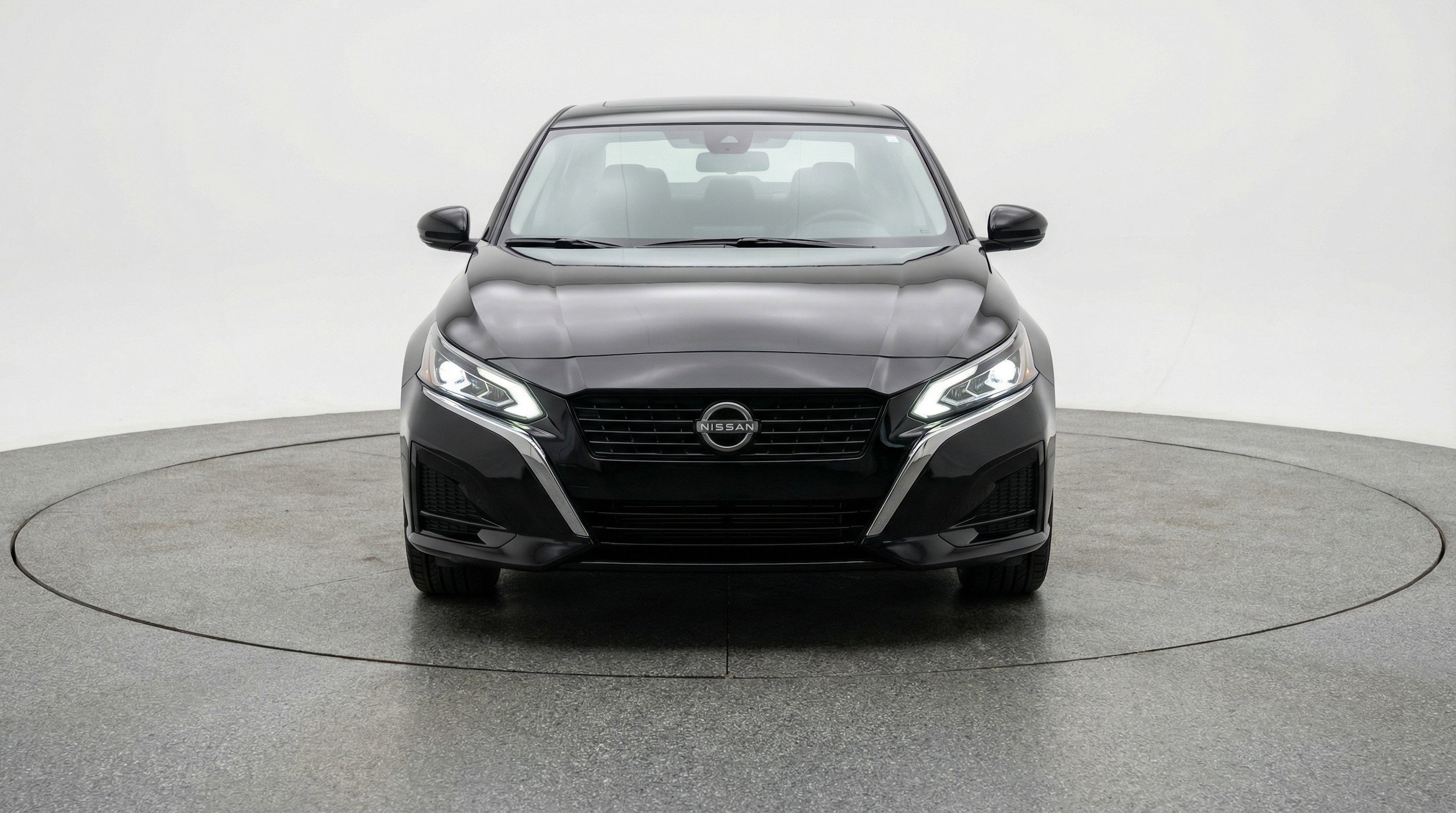 Thumbnail: 2025 Nissan Altima - 2