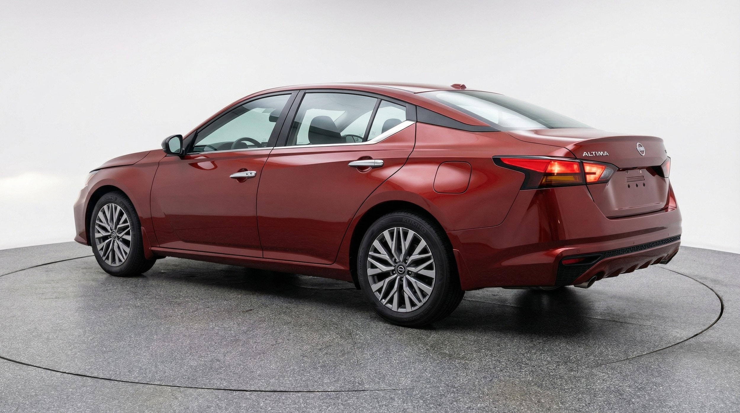 Thumbnail: 2025 Nissan Altima - 5