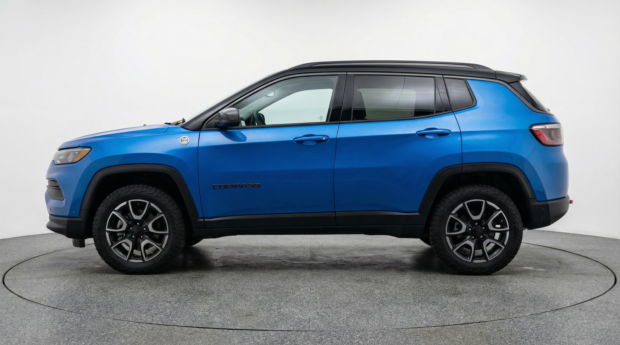 Thumbnail: 2025 Jeep Compass - 4