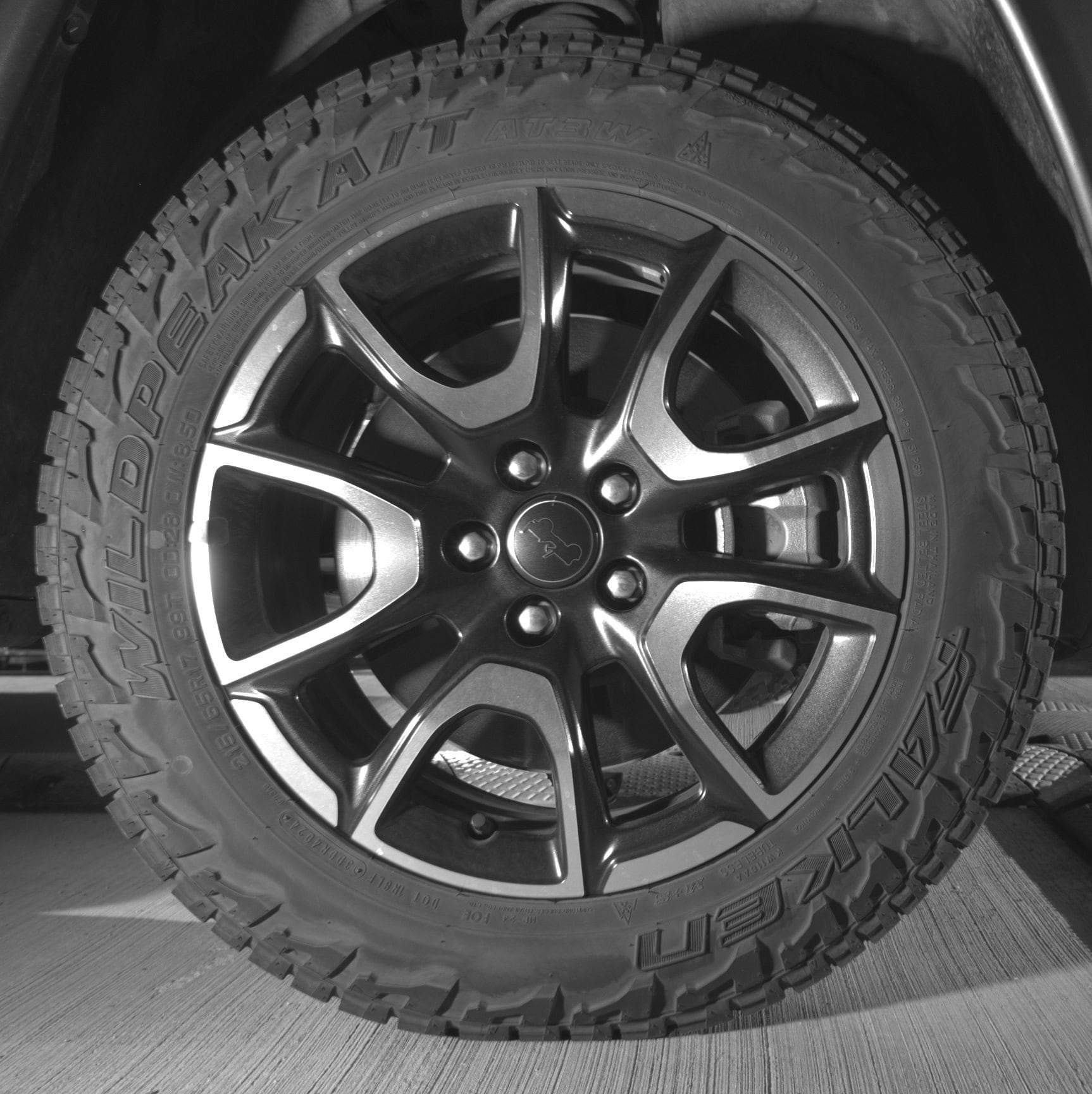 Thumbnail: 2025 Jeep Compass - 13