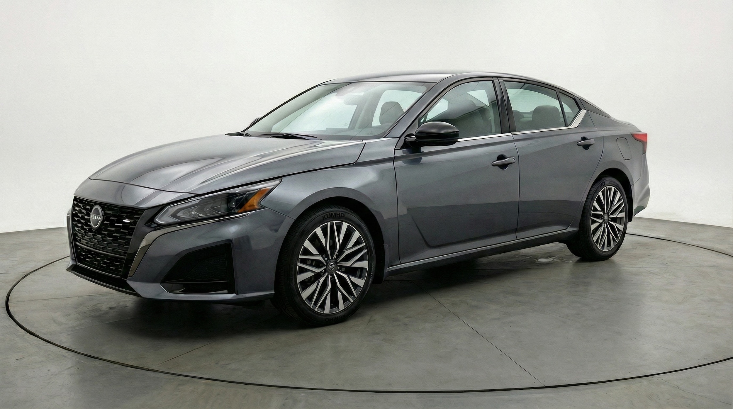 Thumbnail: 2025 Nissan Altima - 3