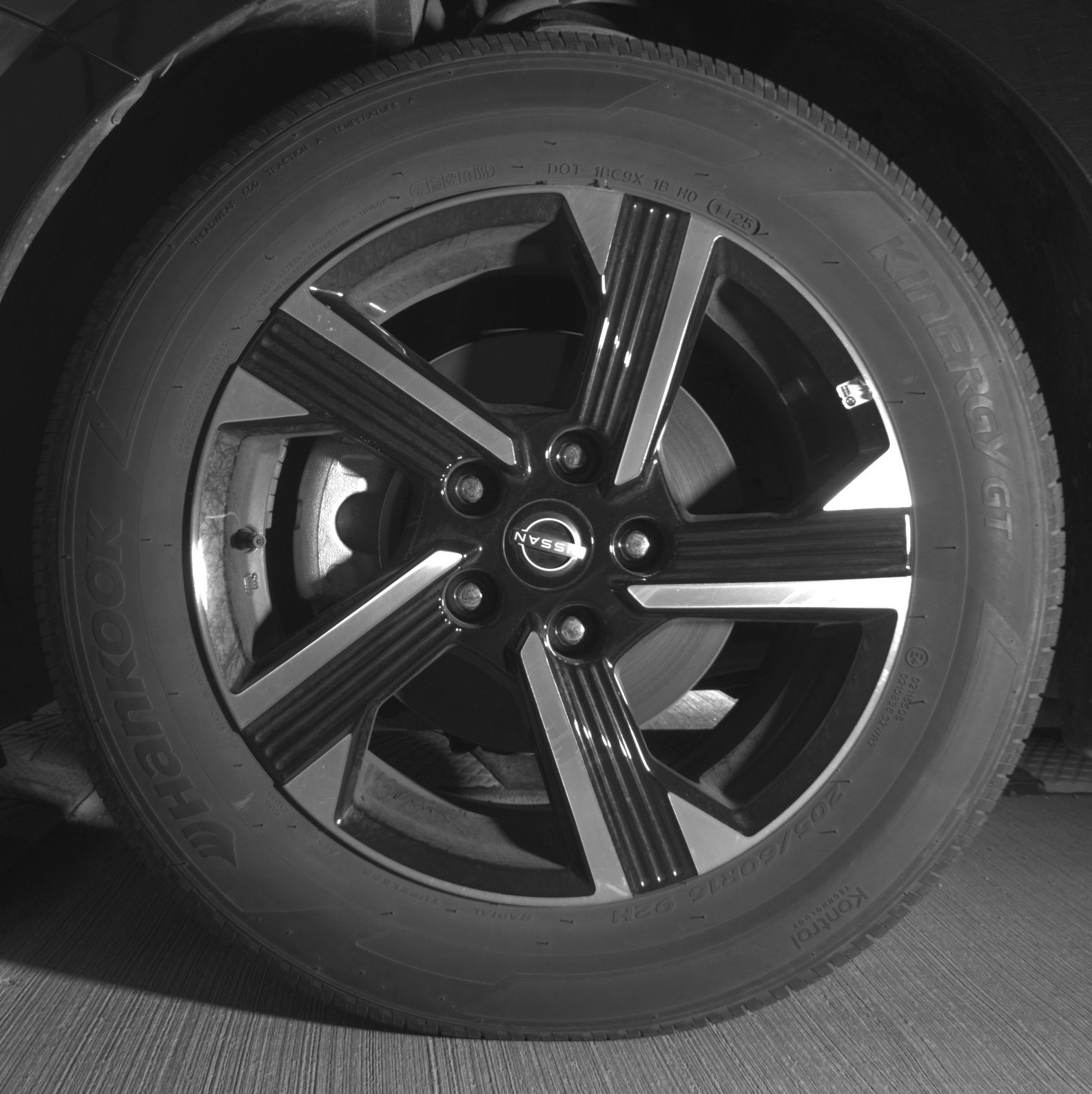 Thumbnail: 2025 Nissan Sentra - 9