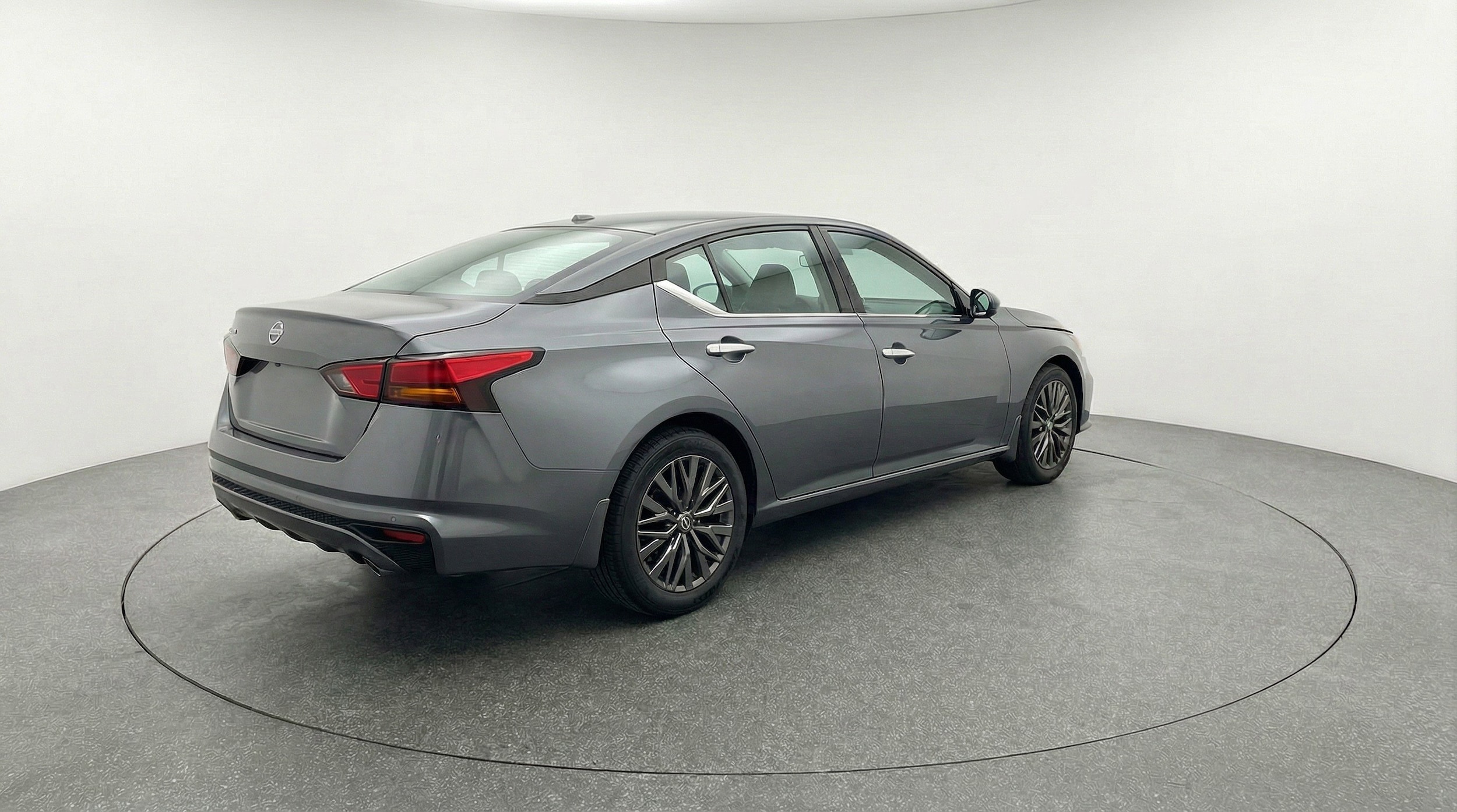 Thumbnail: 2025 Nissan Altima - 9