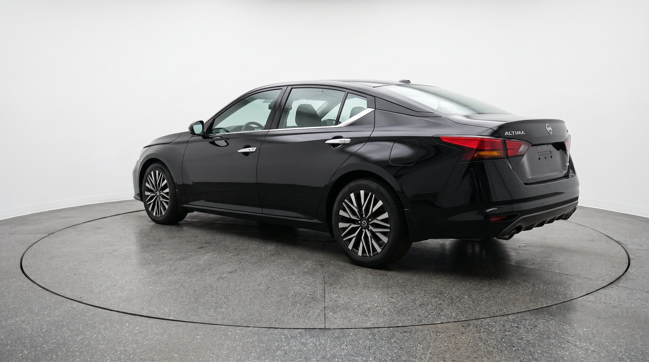 Thumbnail: 2025 Nissan Altima - 6