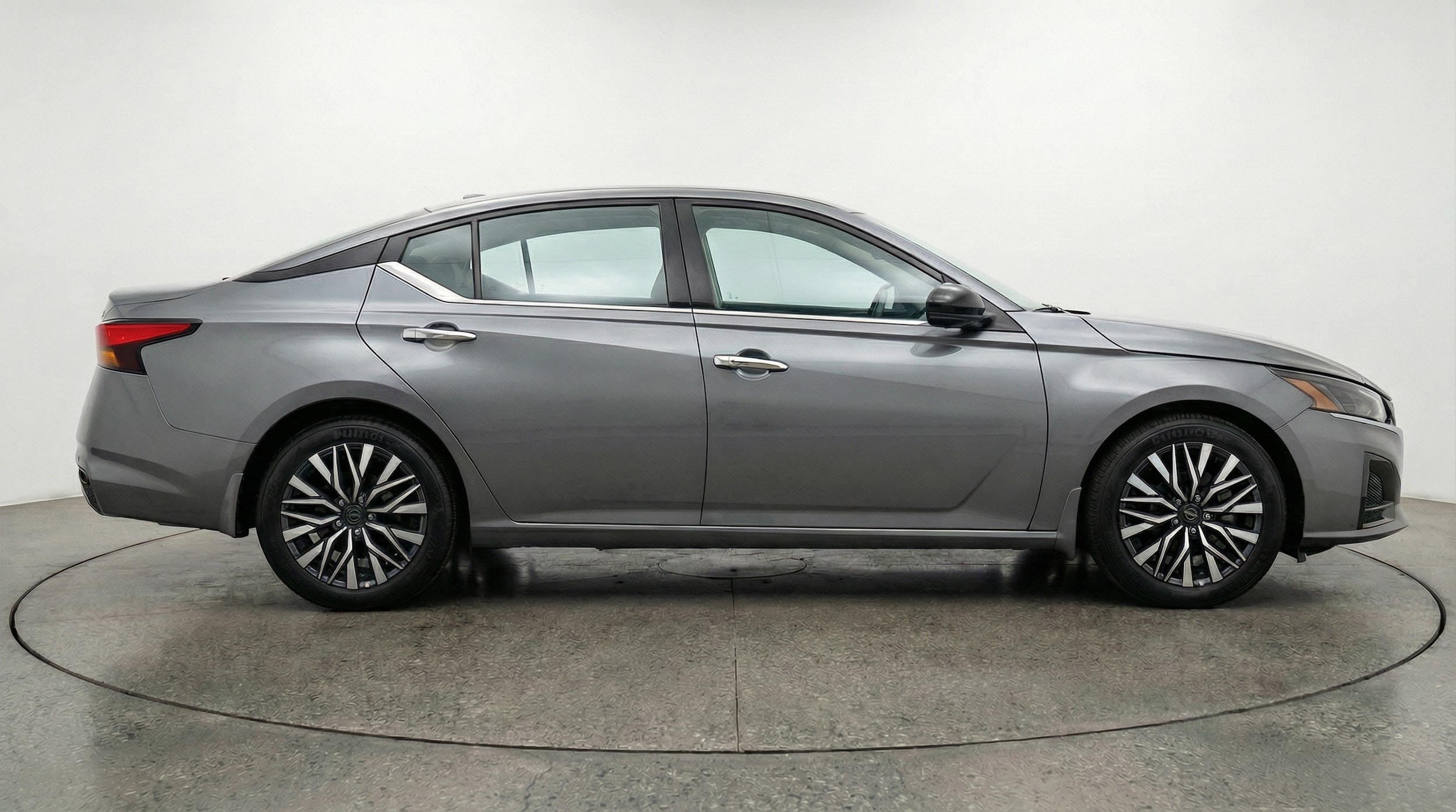 Thumbnail: 2025 Nissan Altima - 8