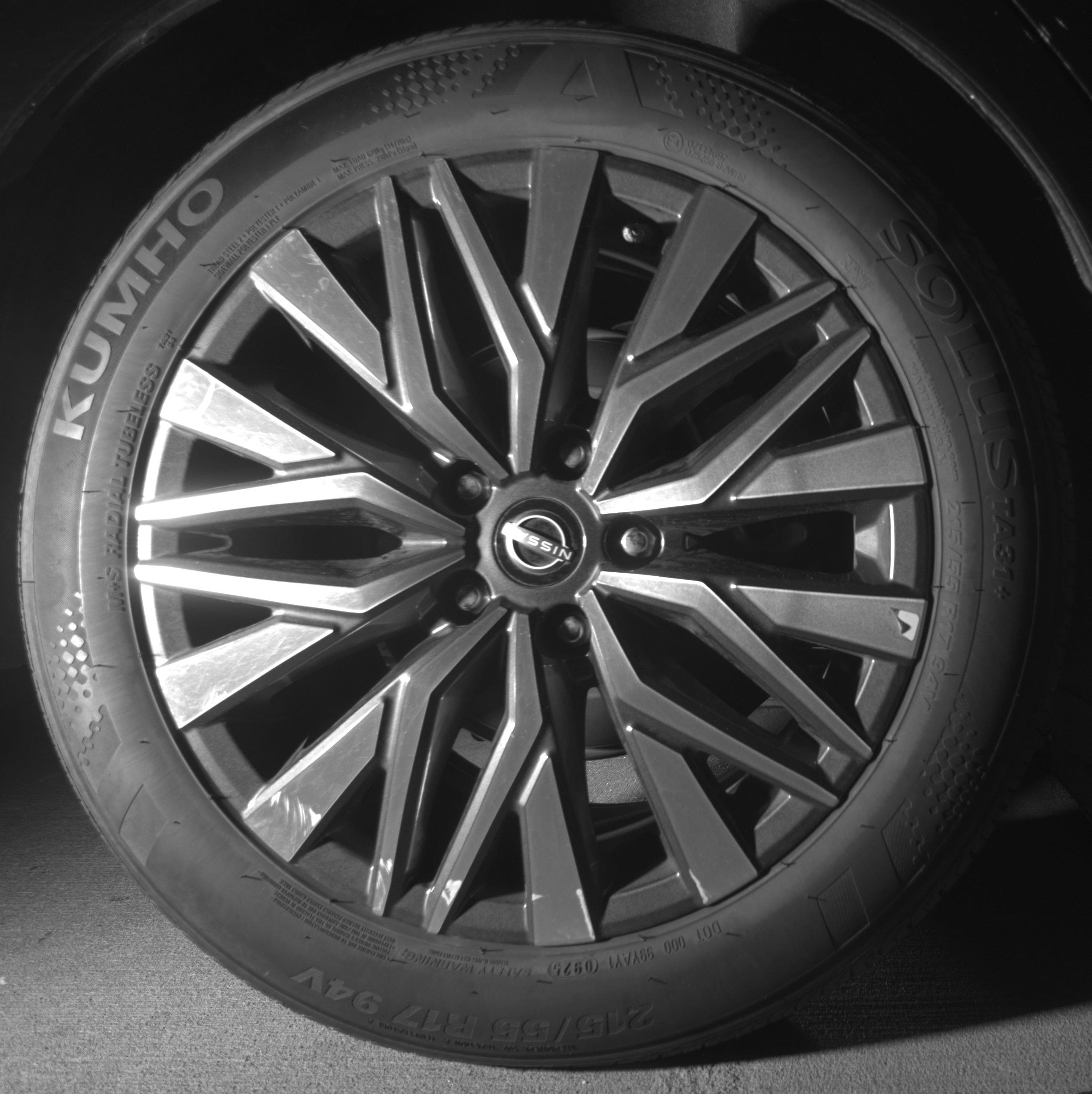 Thumbnail: 2025 Nissan Altima - 12