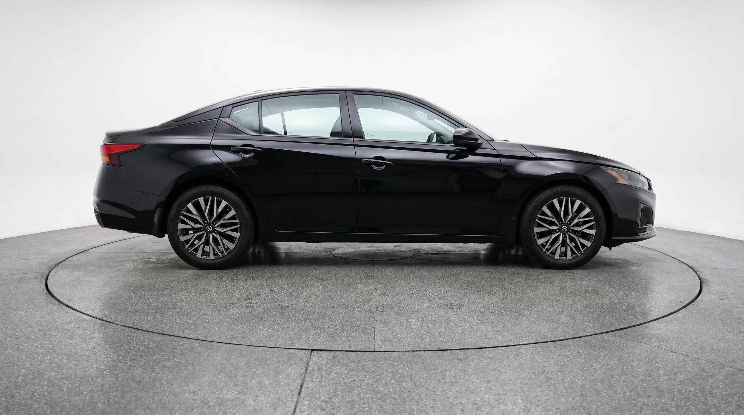 Thumbnail: 2025 Nissan Altima - 11
