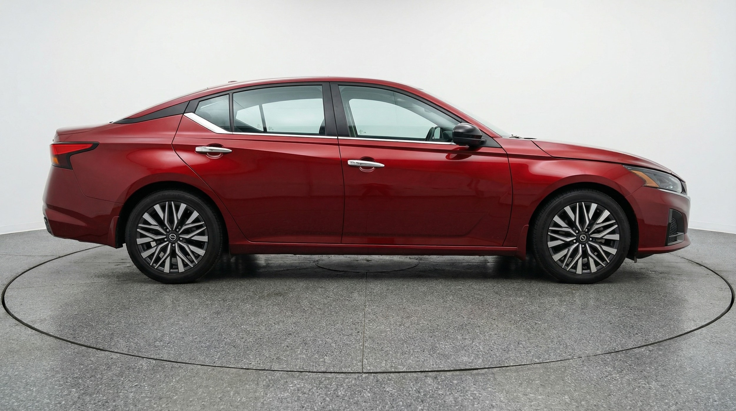 Thumbnail: 2025 Nissan Altima - 8