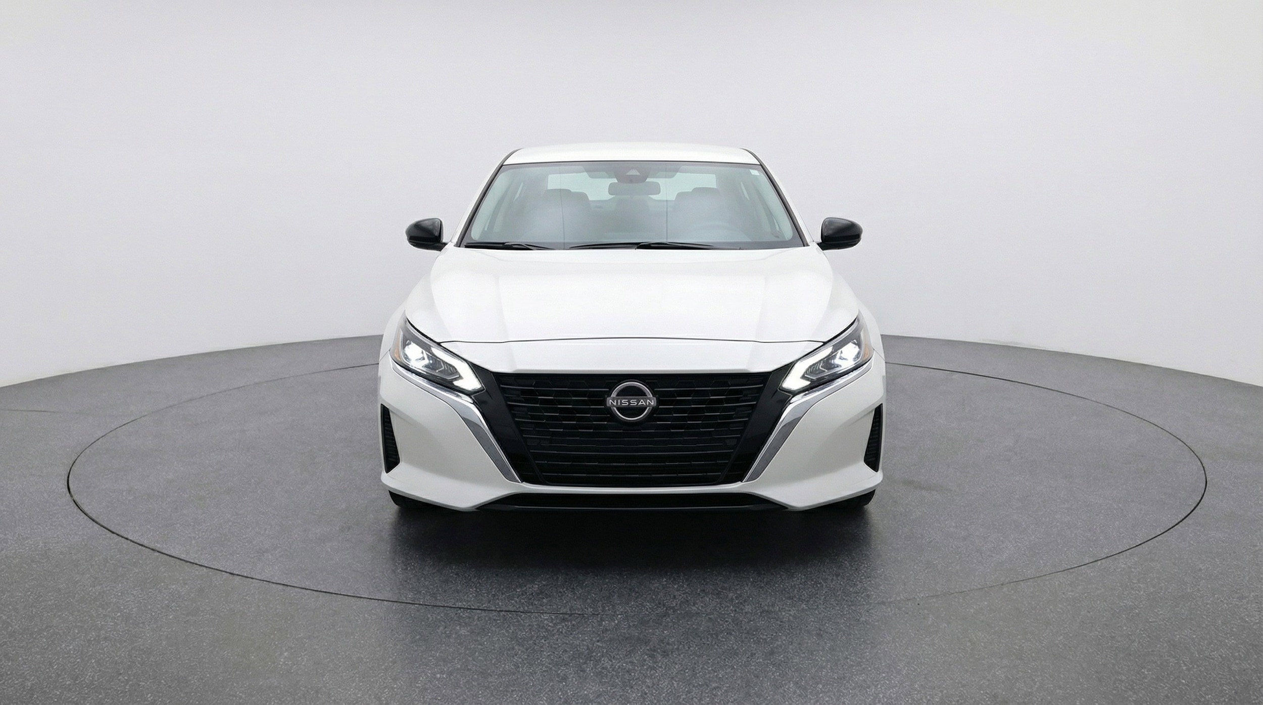 Thumbnail: 2025 Nissan Altima - 2