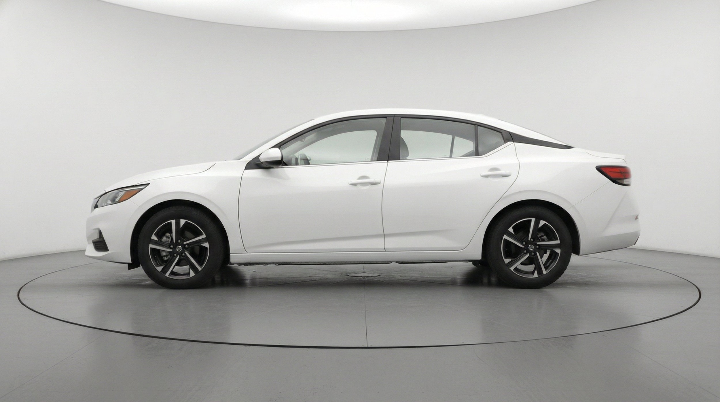 Thumbnail: 2025 Nissan Sentra - 5