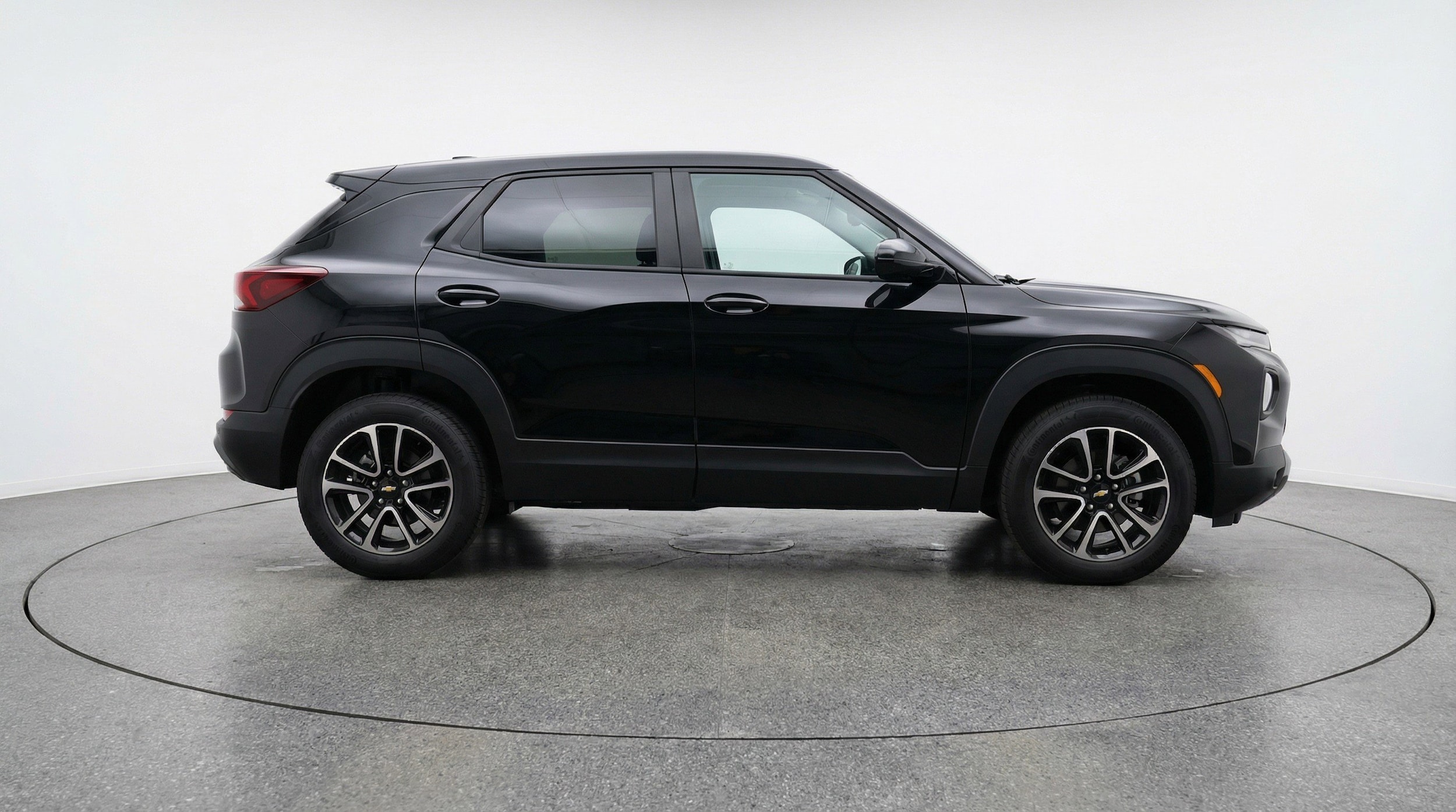 Thumbnail: 2025 Chevrolet TrailBlazer - 11