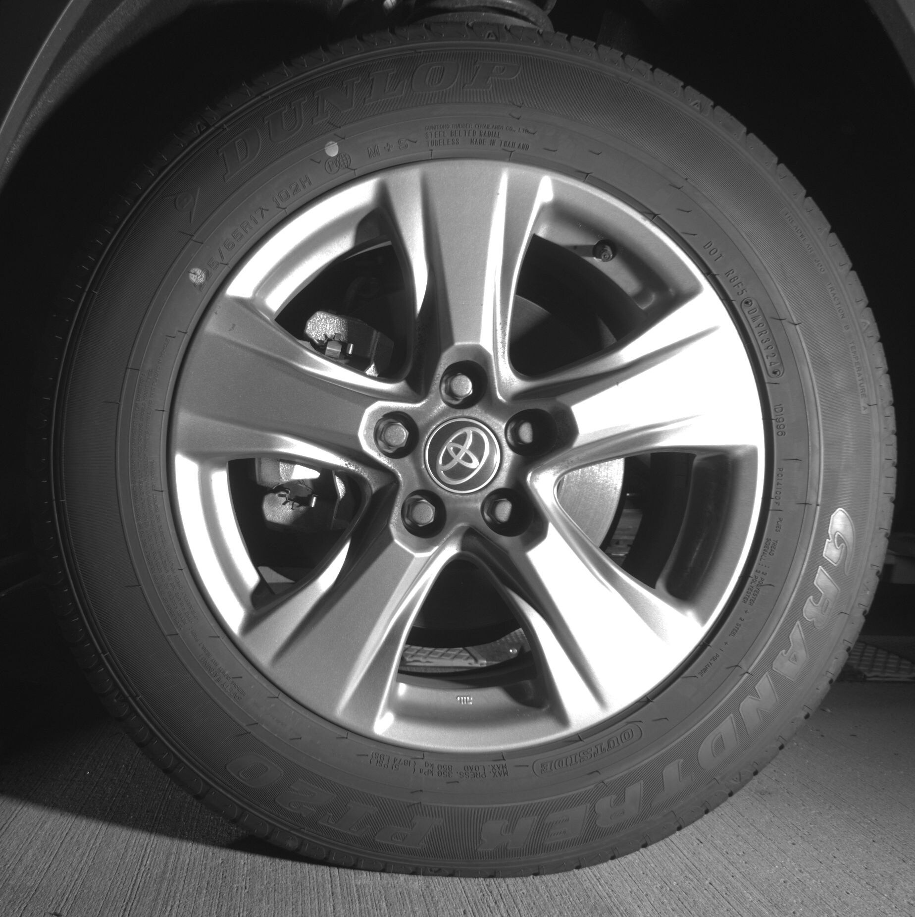 Thumbnail: 2025 Toyota RAV4 - 9