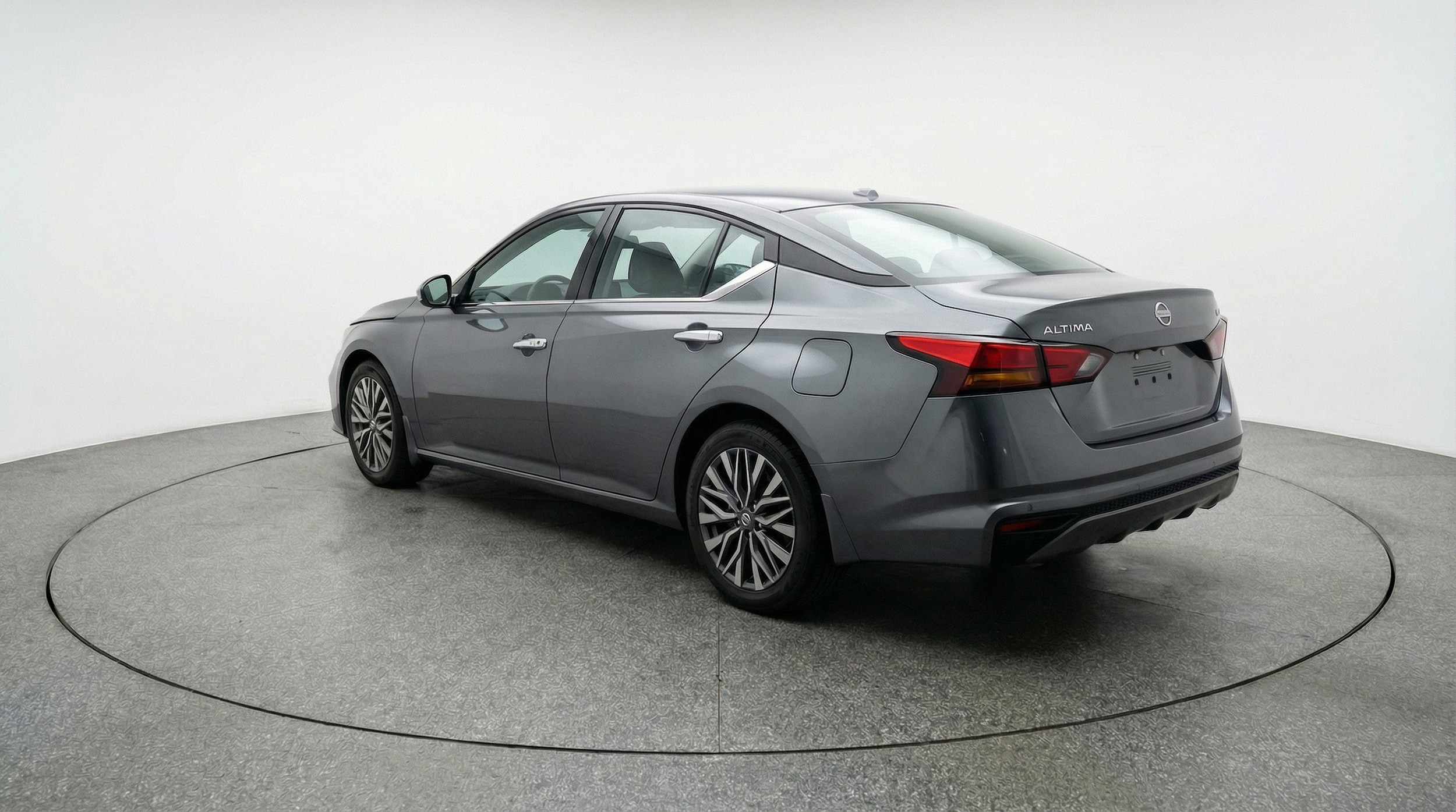 Thumbnail: 2025 Nissan Altima - 6