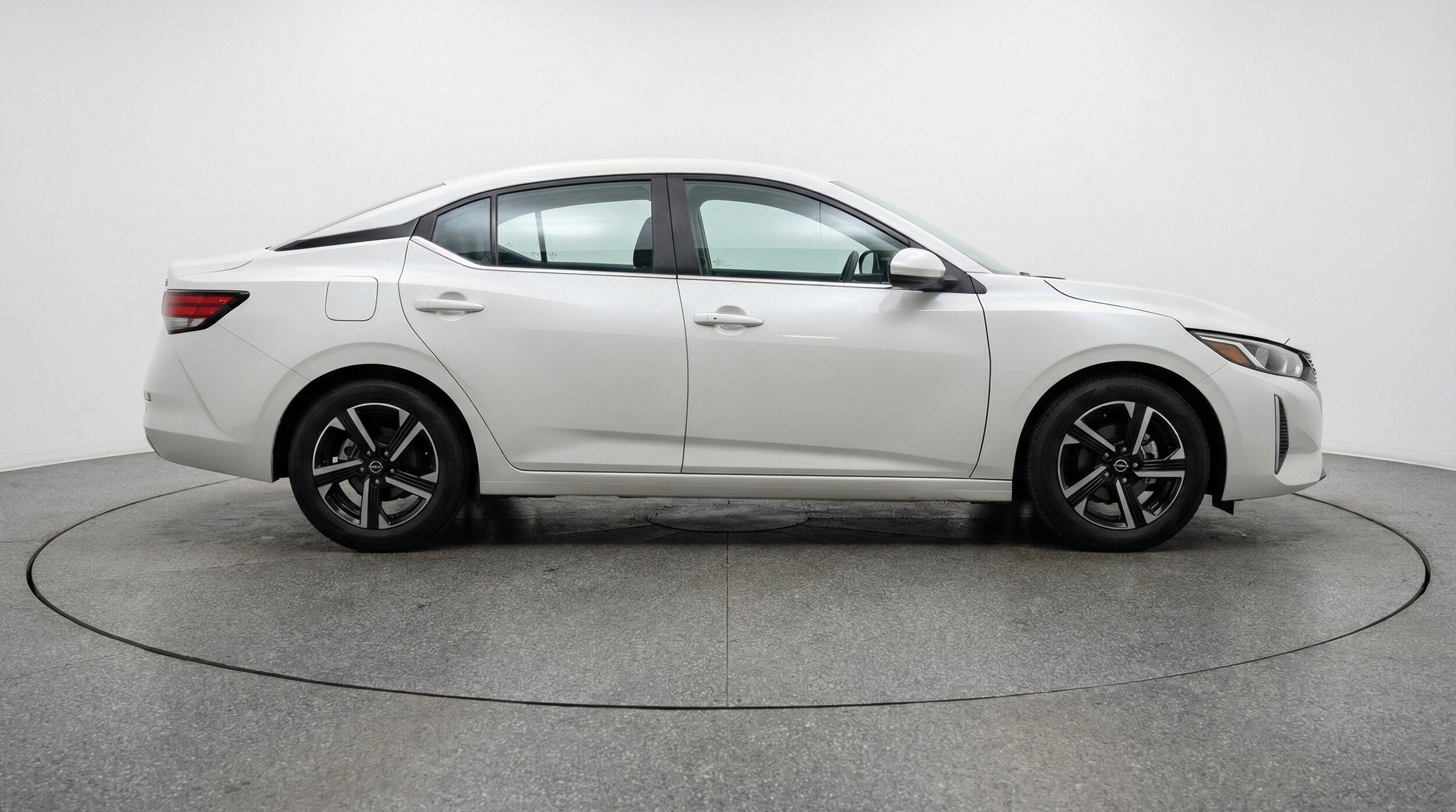 Thumbnail: 2025 Nissan Sentra - 11
