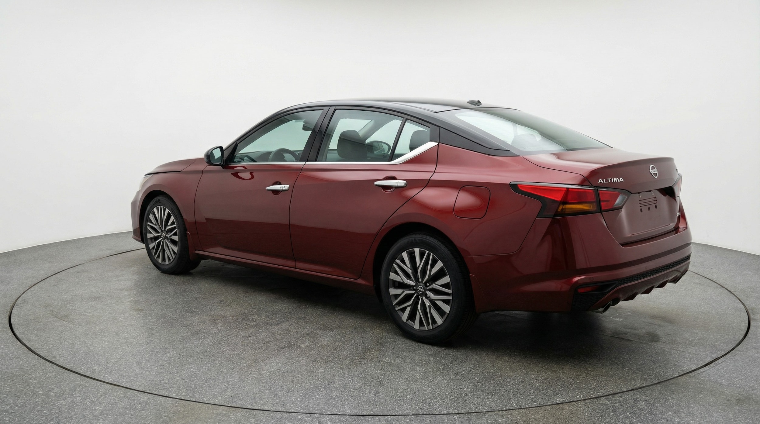 Thumbnail: 2025 Nissan Altima - 5