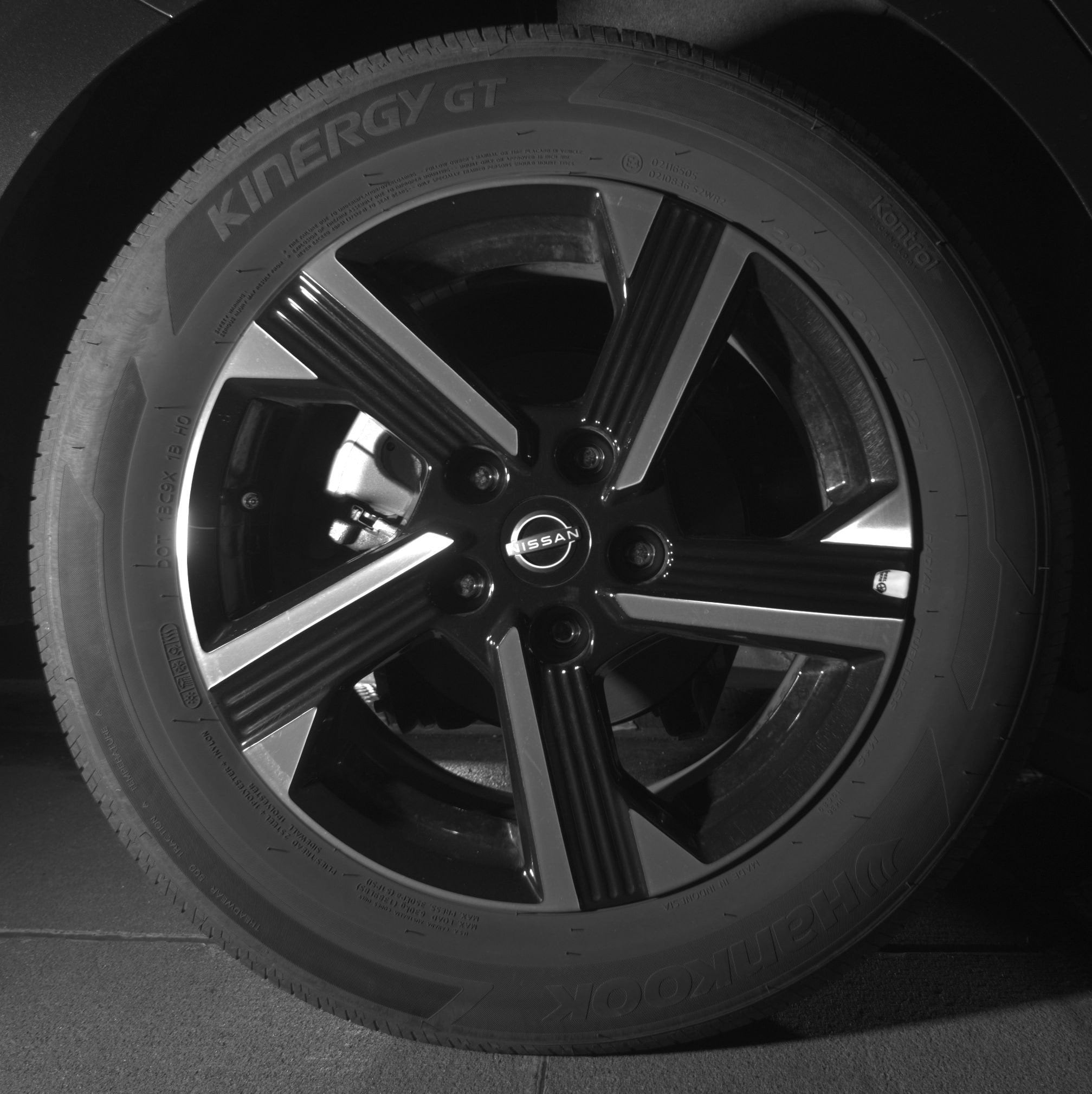 Thumbnail: 2025 Nissan Sentra - 15