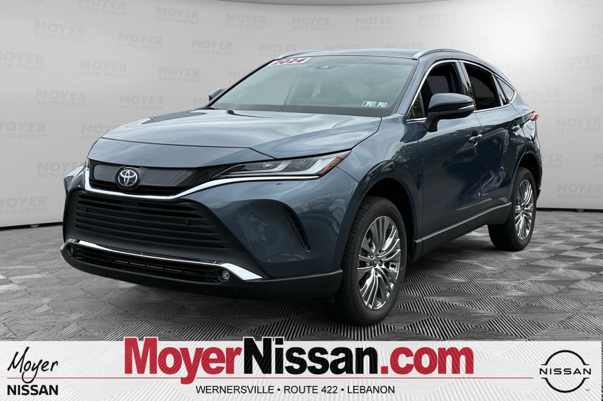 2024 Toyota Venza XLE's photo