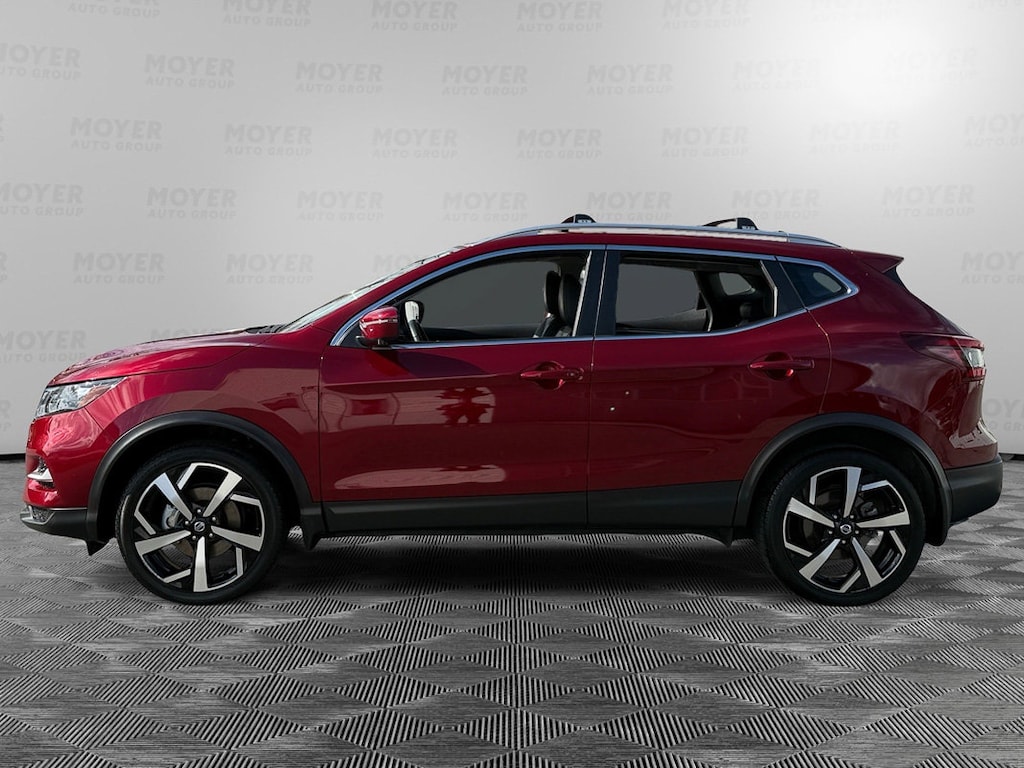 Certified 2022 Nissan Rogue Sport SL AWD SL