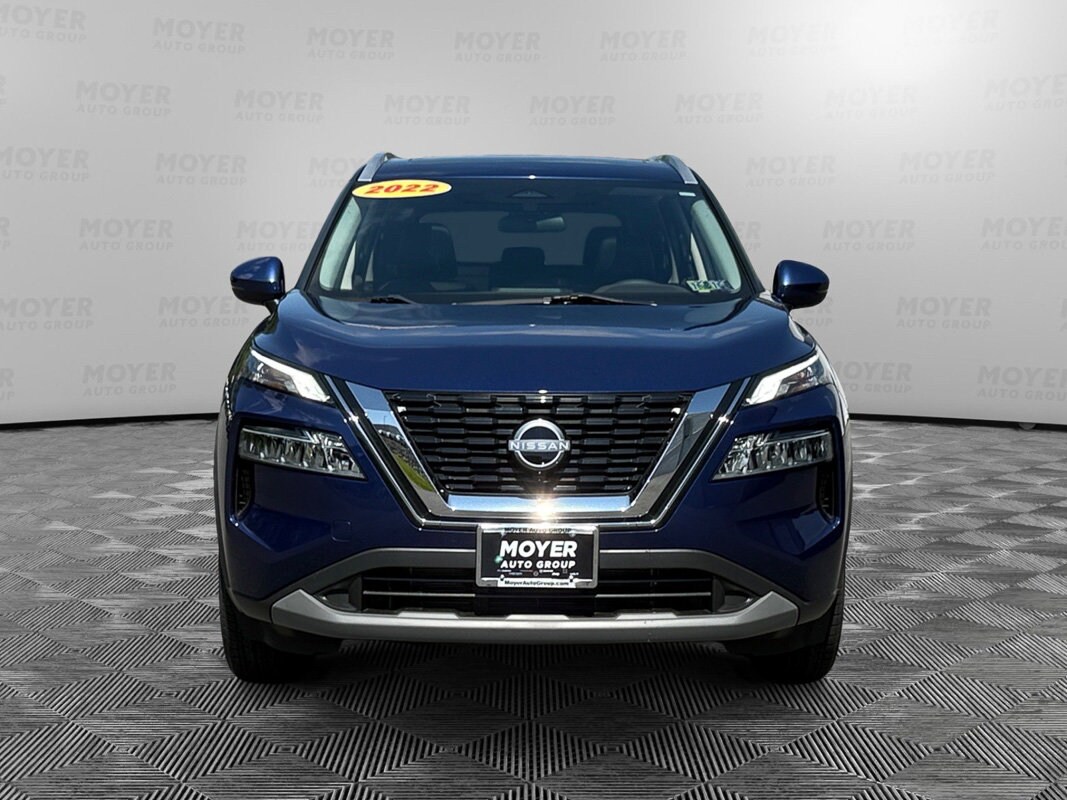 2022 Nissan Rogue SV photo 4