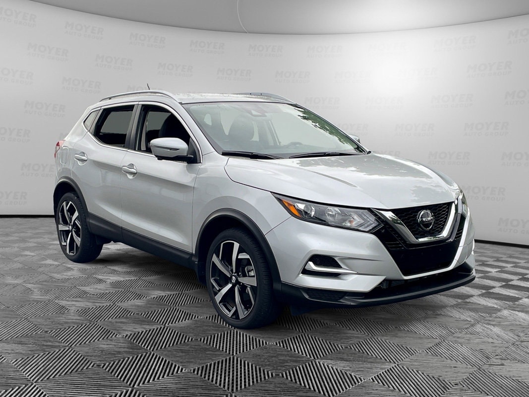 Certified 2022 NISSAN Rogue Sport SL