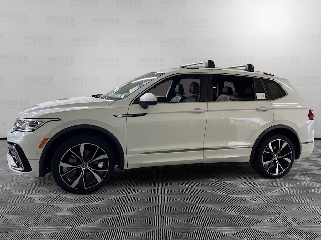 Used 2024 Volkswagen Tiguan SEL R-Line 2.0T SEL R-Line 4MOTION