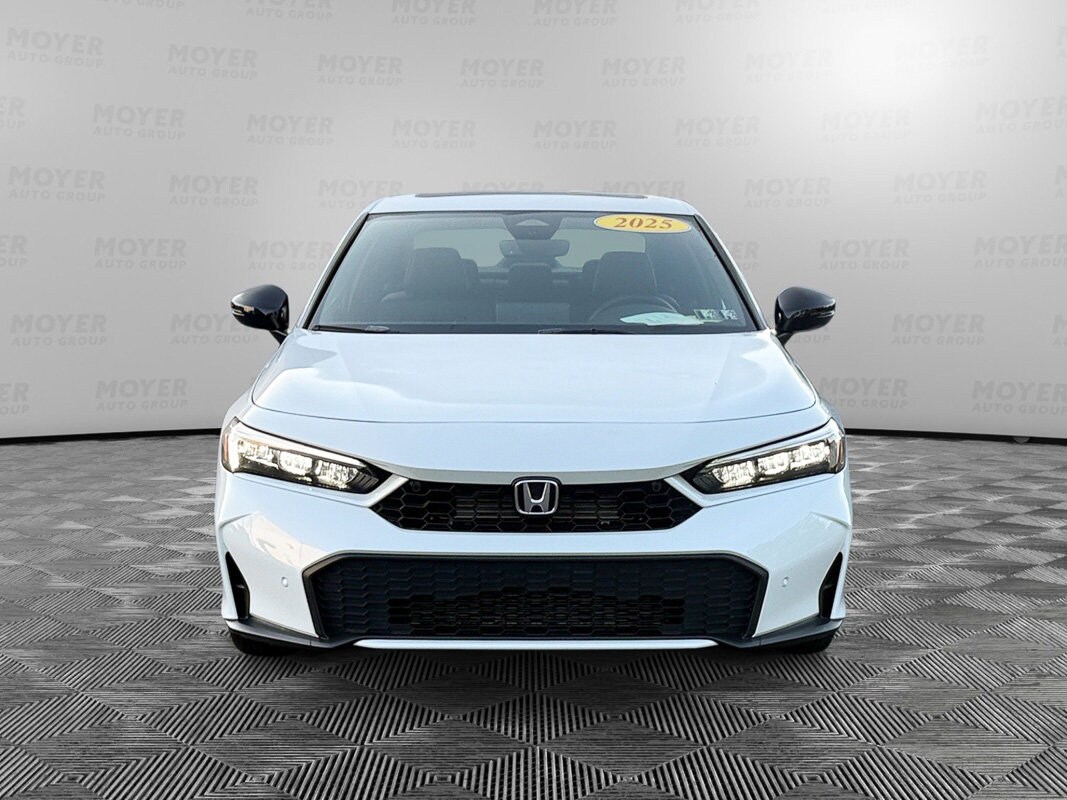 2025 Honda Civic Sport Touring photo 3