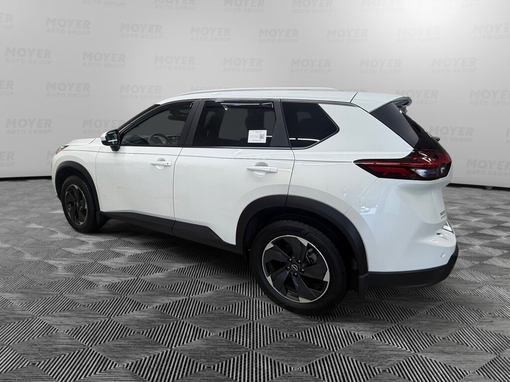 Certified 2024 Nissan Rogue SV AWD SV