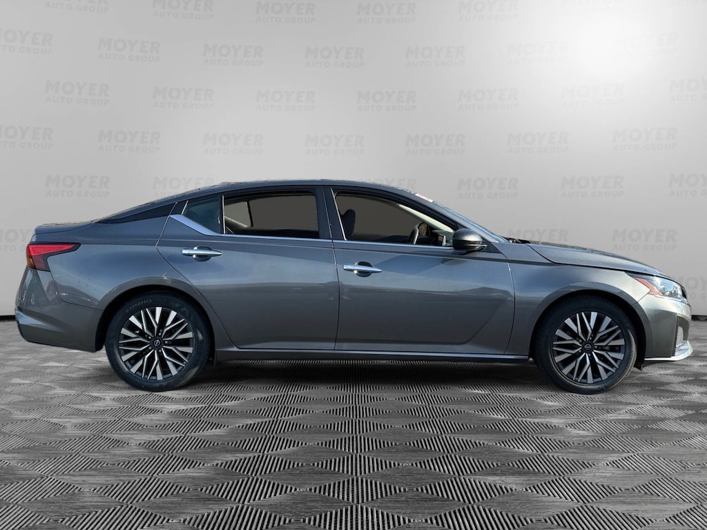 Certified 2024 Nissan Altima 2.5 SV Sedan