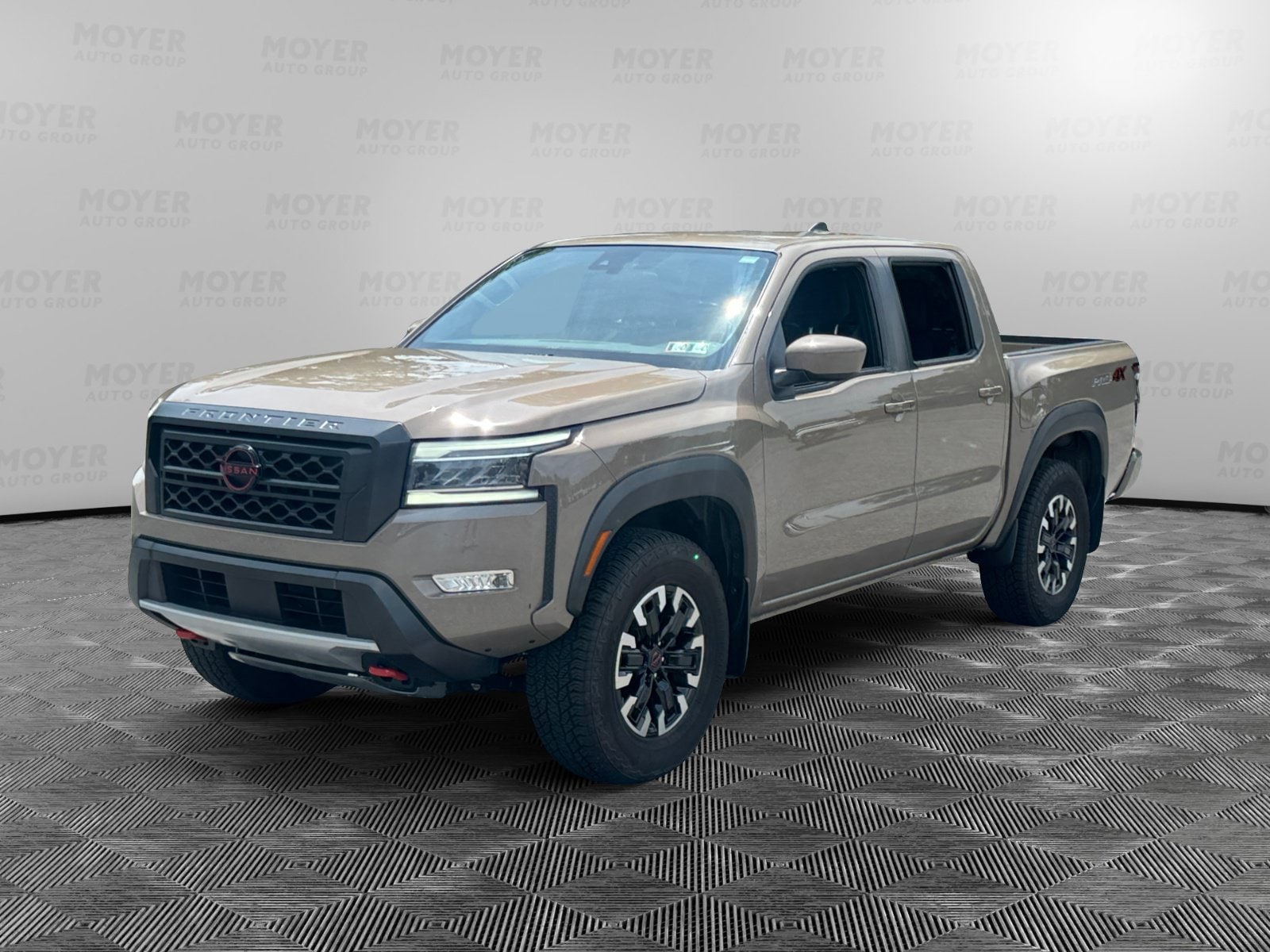 2024 Nissan Frontier Crew Cab 4x4 PRO-4X 