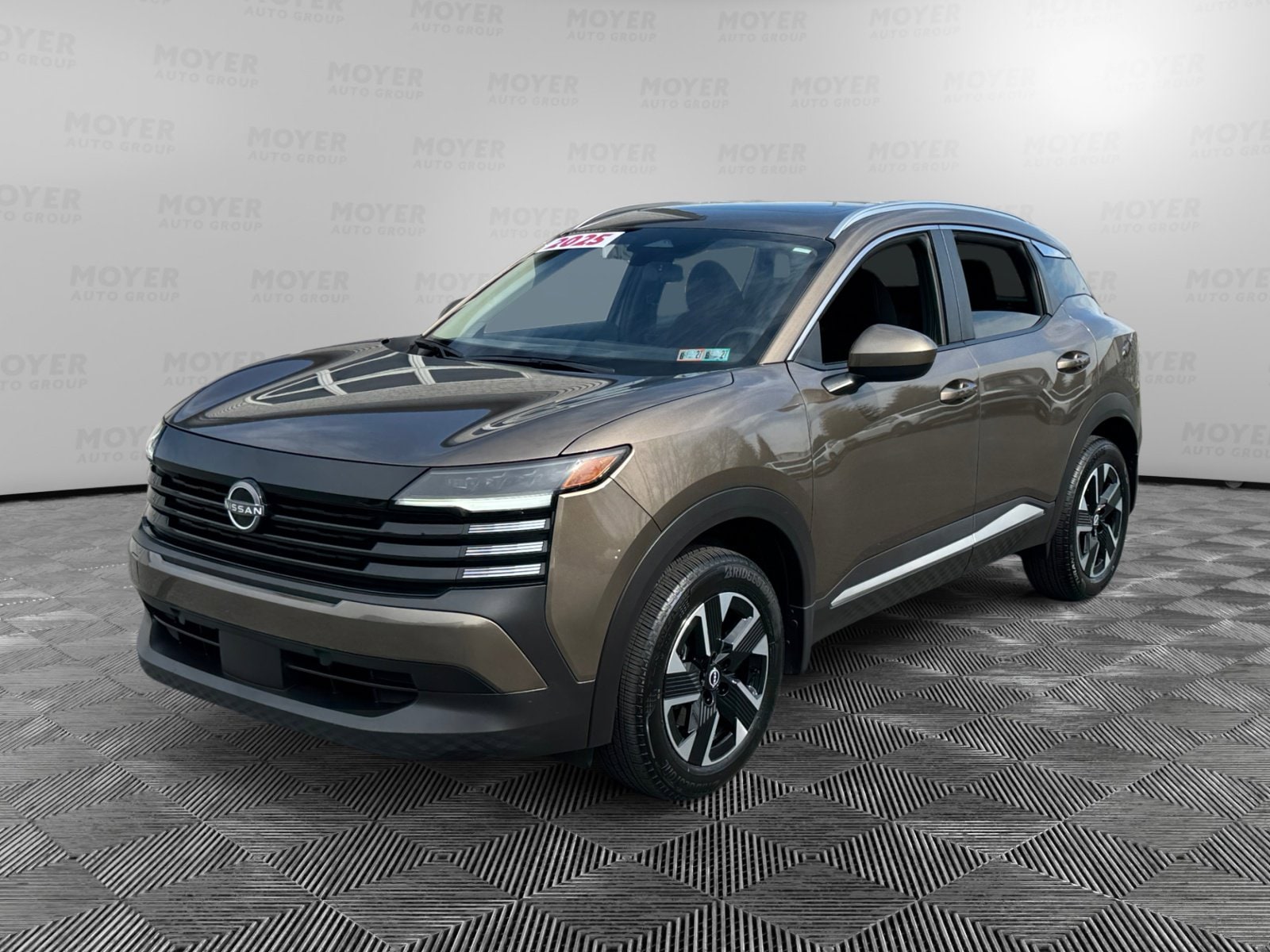 2025 Nissan Kicks 2.0 SV AWD's photo