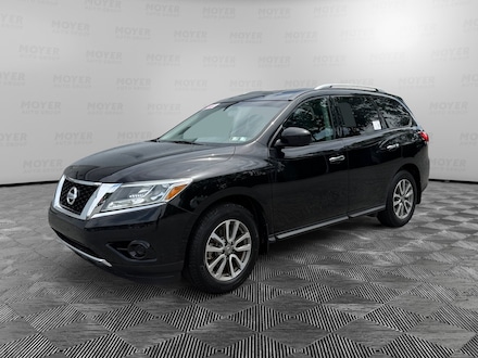 2015 Nissan Pathfinder S 4WD  S