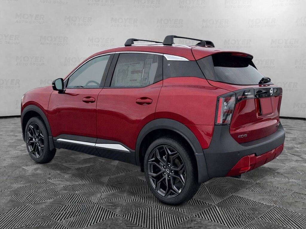 New 2026 Nissan Kicks SR SUV